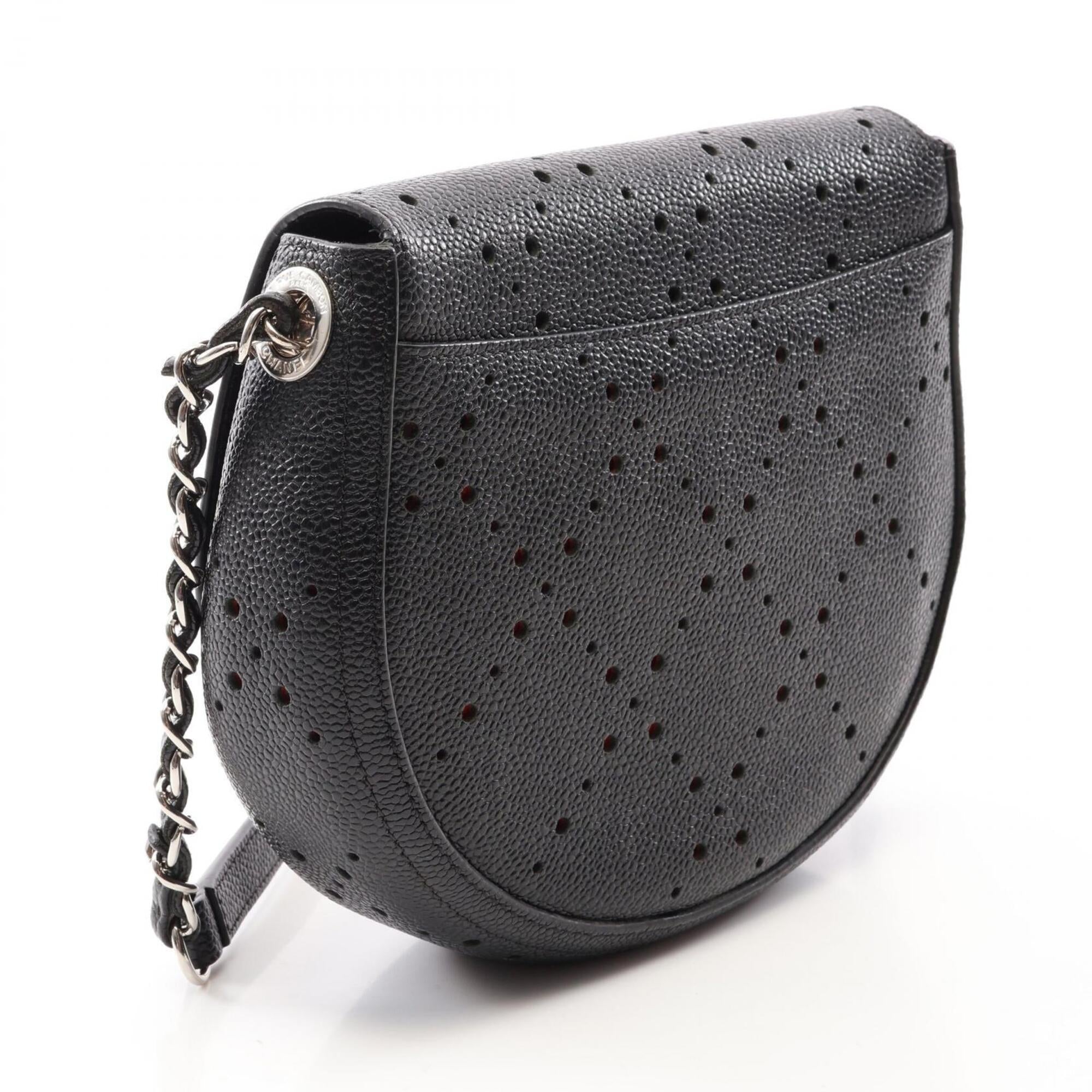 Chanel Black Grained Calfskin Handbag Shoulder Bag (Pre-Owned)
