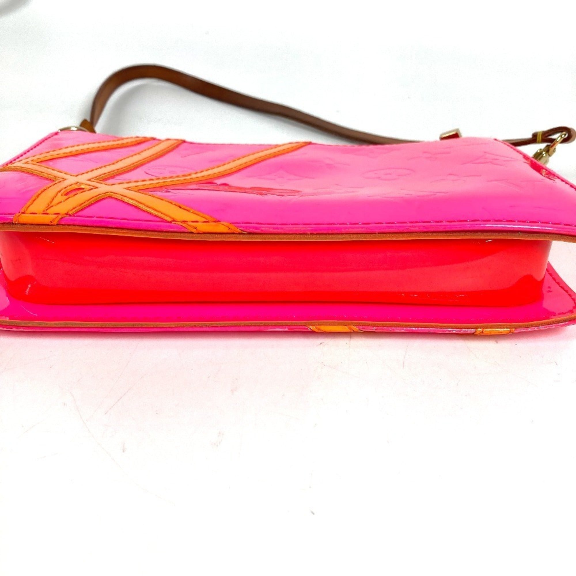 Louis Vuitton Pink Monogram Vernis Handbag Pouch Shoulder Bag (Pre-Owned)