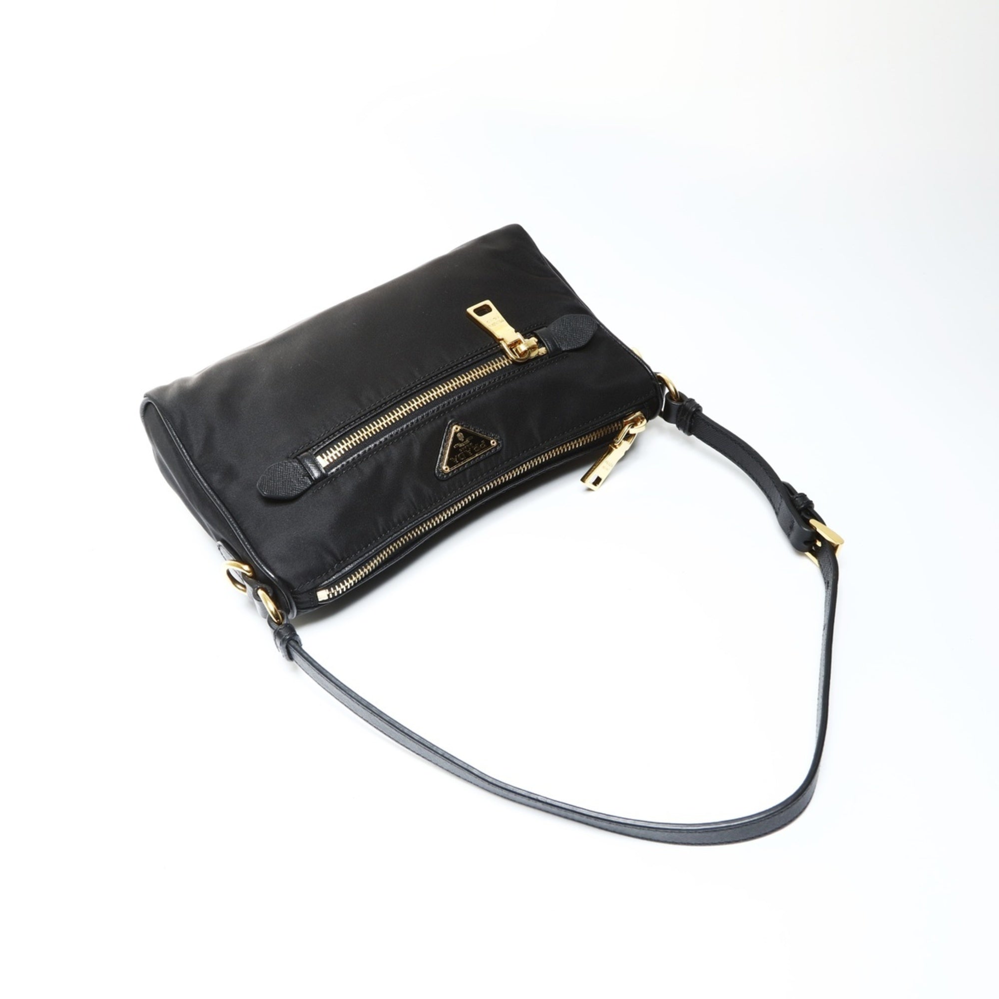 Prada Black Nylon Shoulder Bag (Pre-Owned)