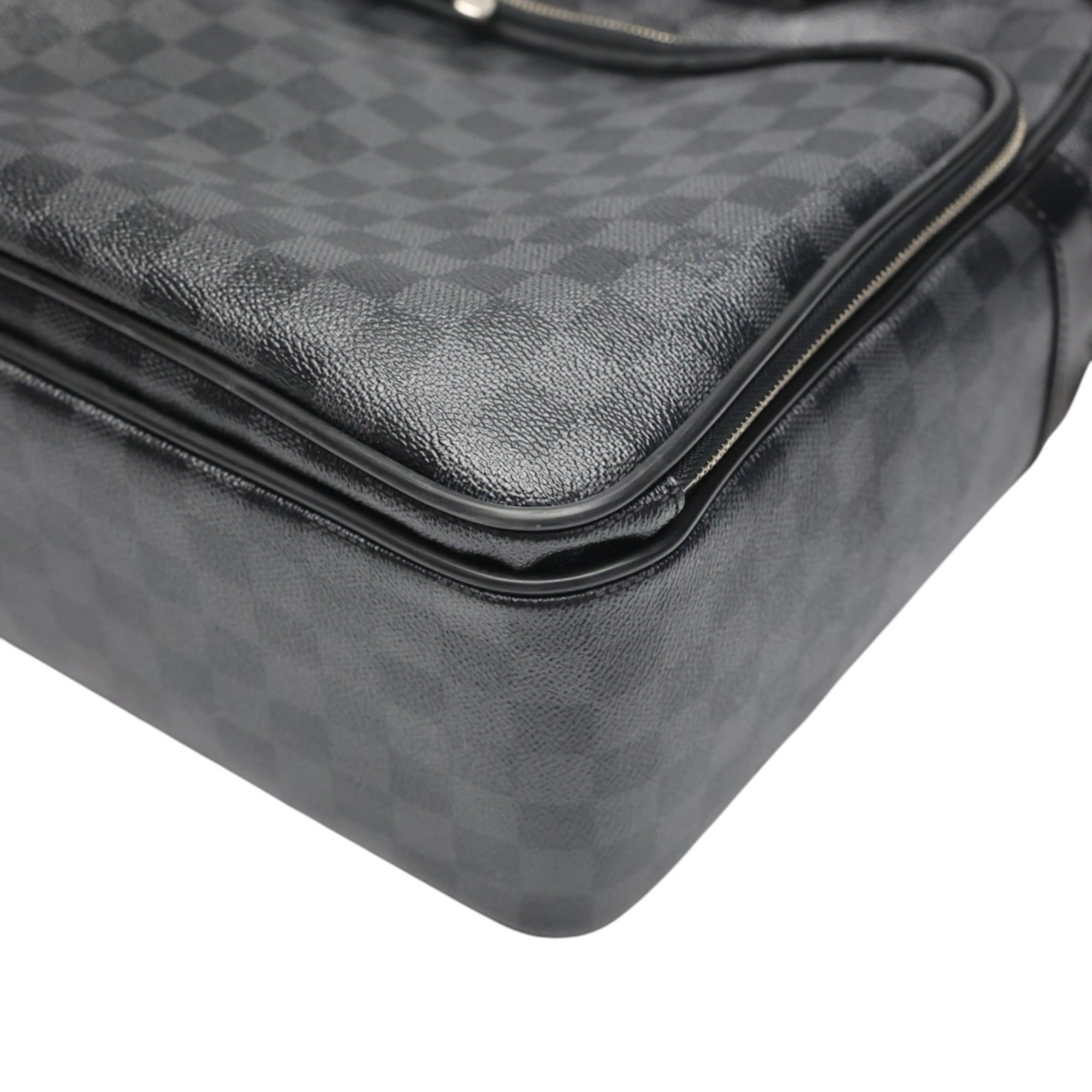 Louis Vuitton Gray Damier Graphite Canvas Shoulder Bag (Pre-Owned)