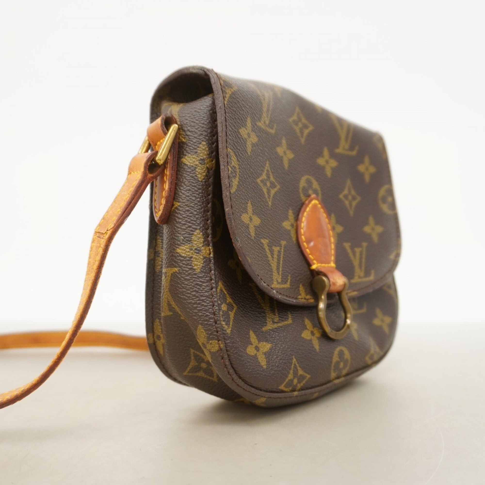 Louis Vuitton Brown Shoulder Bag (Pre-Owned)