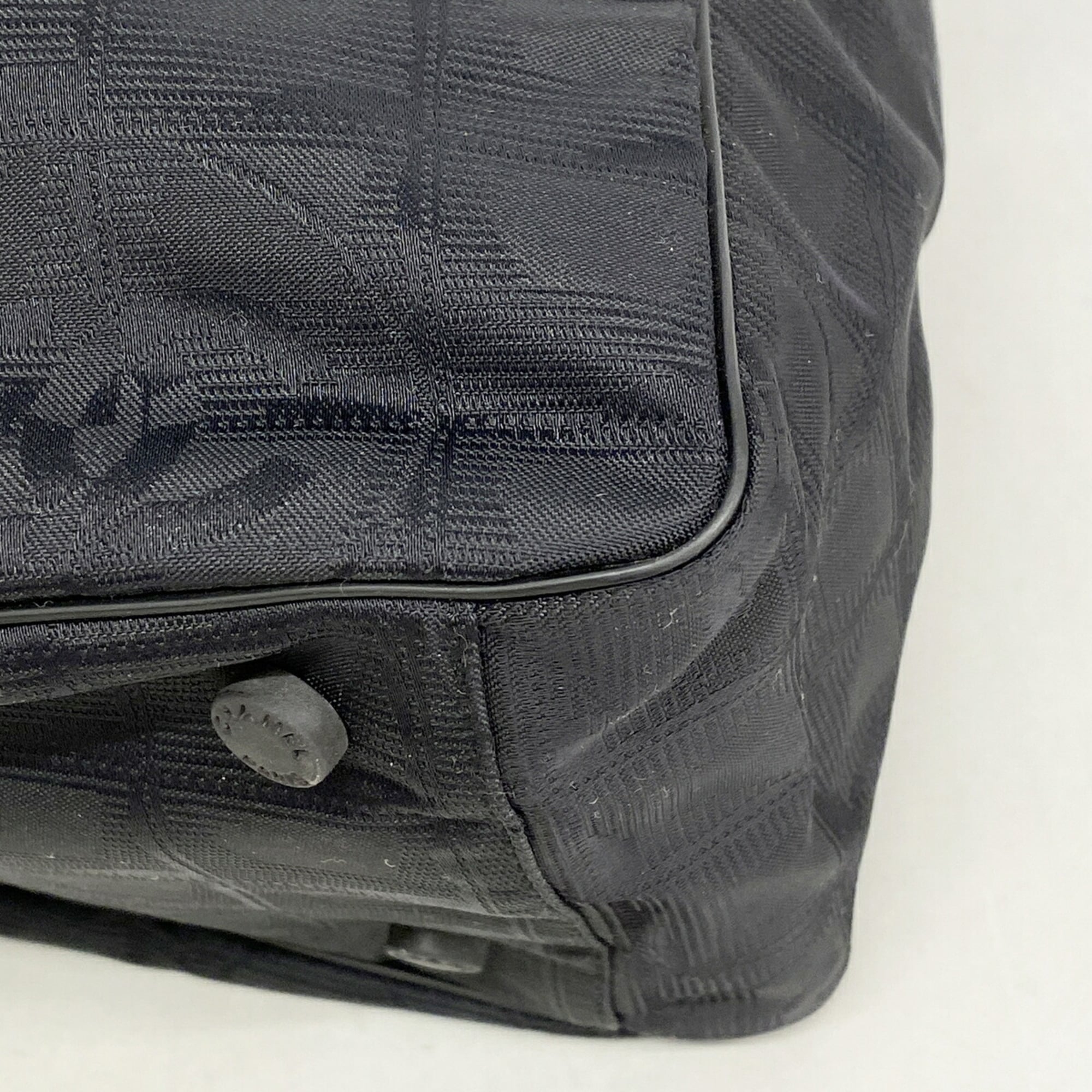 Chanel Black Nylon Tote Bag (Pre-Owned)