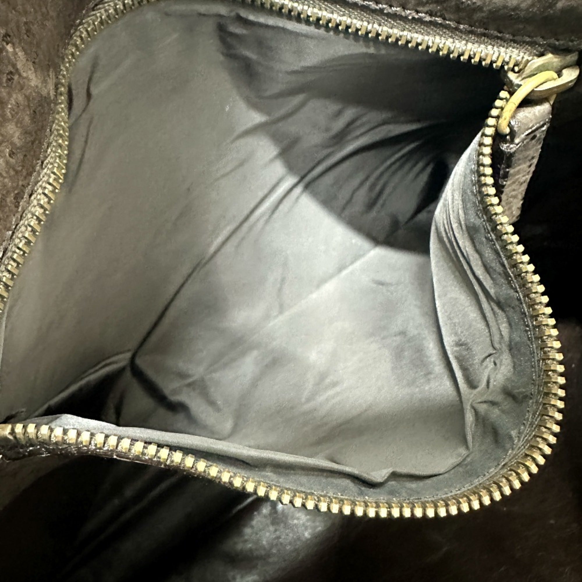 Prada Brown Leather Shoulder Bag (Pre-Owned)