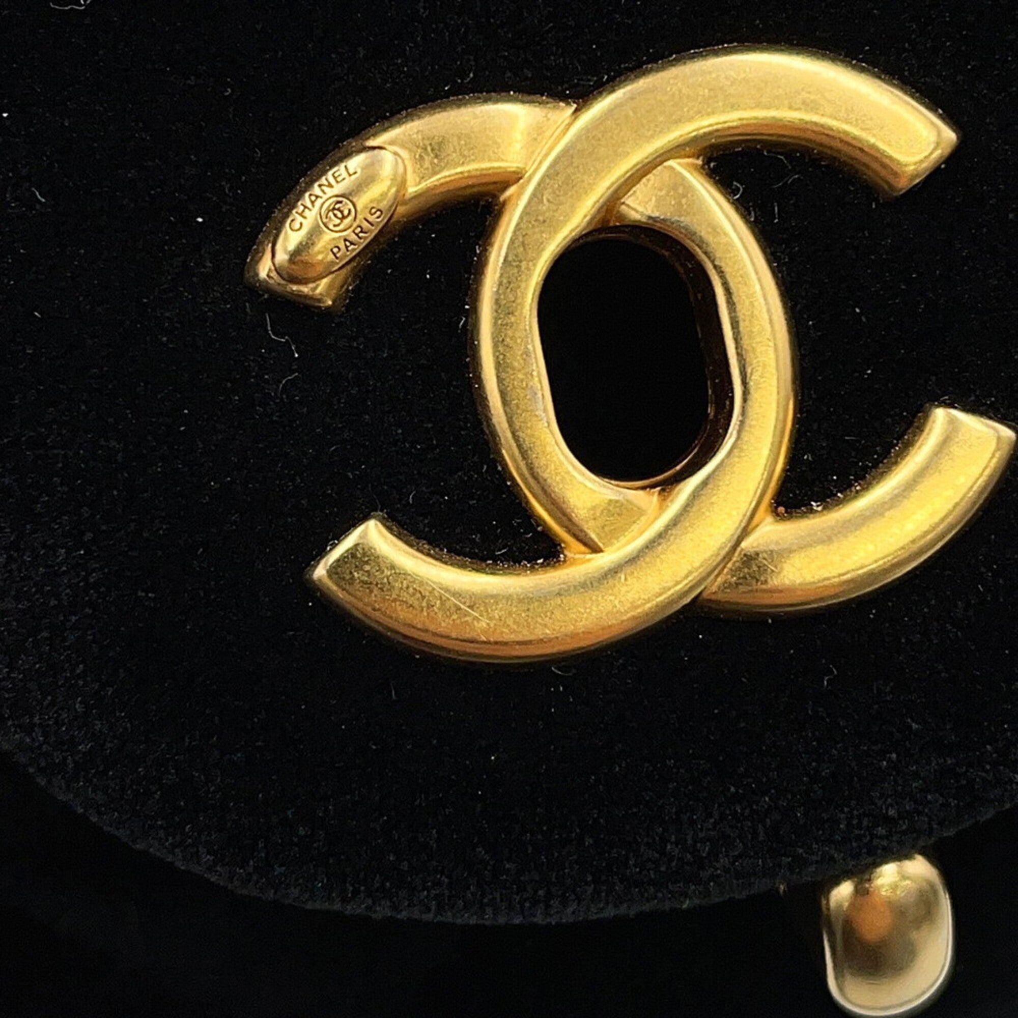 Chanel Black Velvet Handbag Shoulder Bag (Pre-Owned)