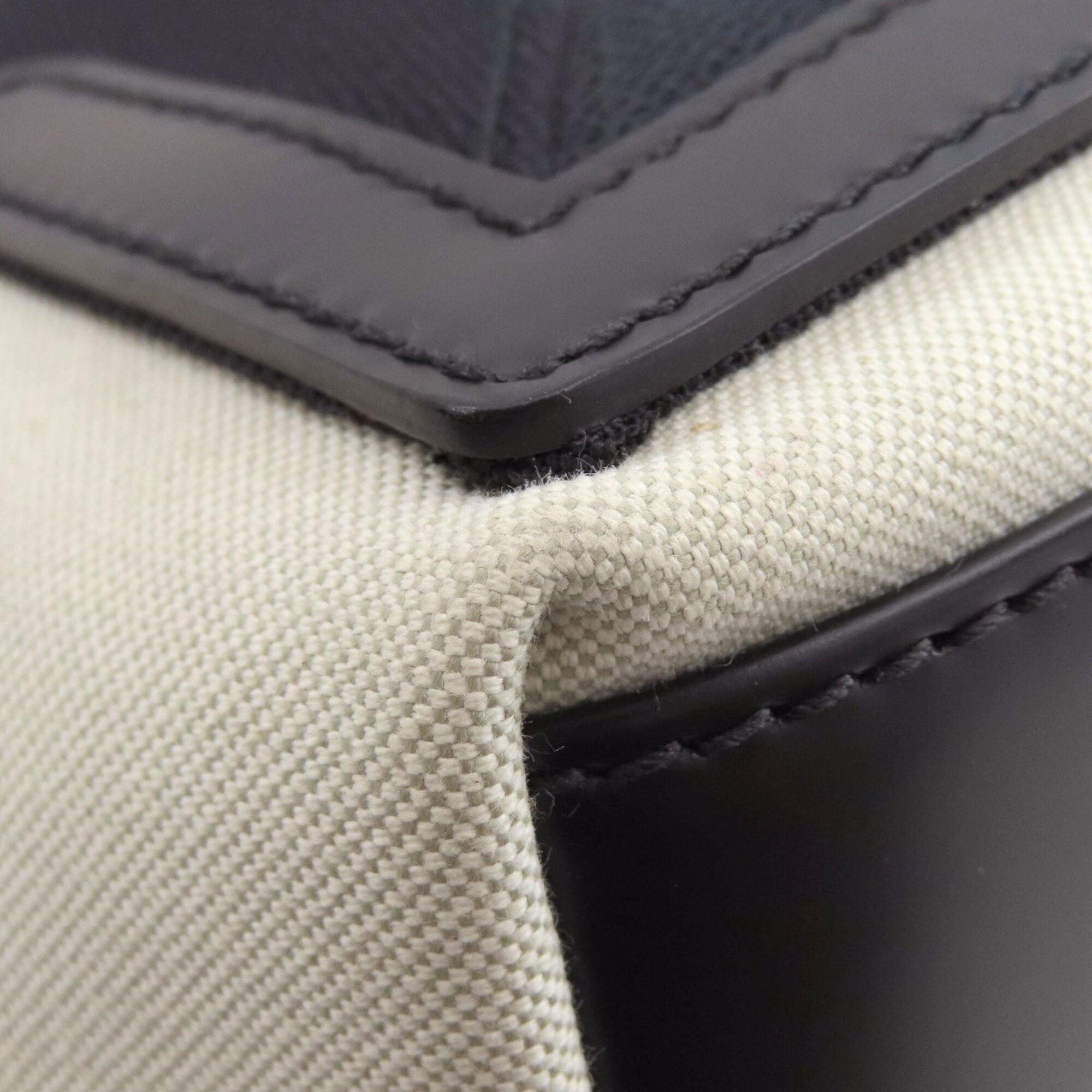 Balenciaga Black White Canvas Handbag (Pre-Owned)