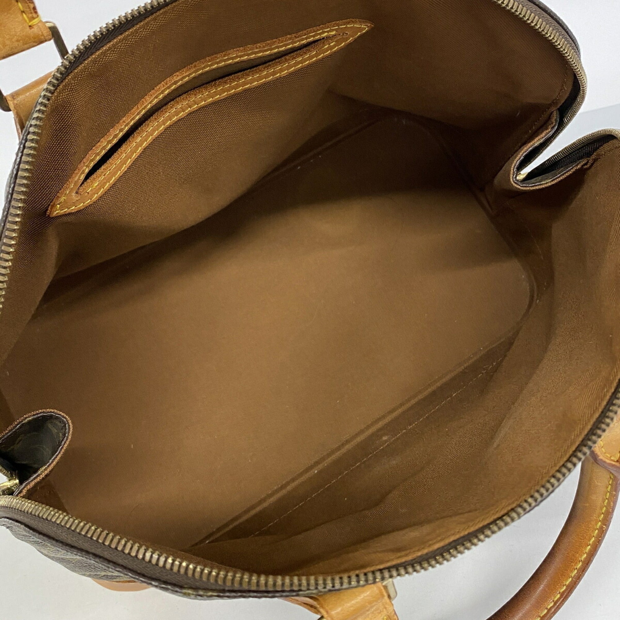 Louis Vuitton Brown Handbag (Pre-Owned)