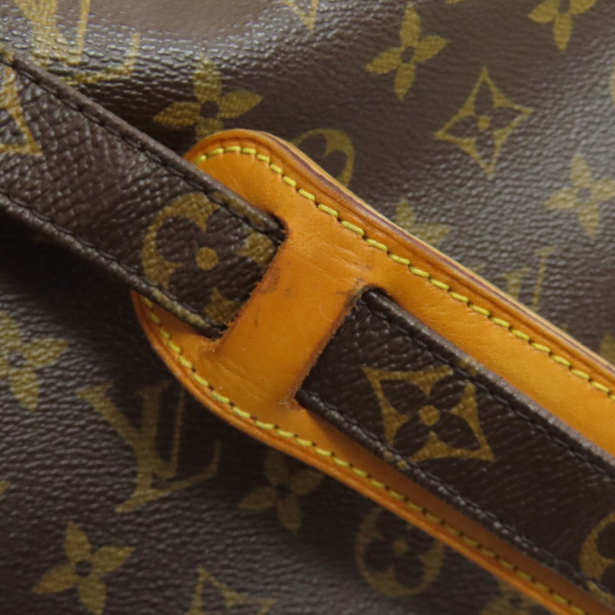 Louis Vuitton Monogram Monogram Shoulder Bag (Pre-Owned)