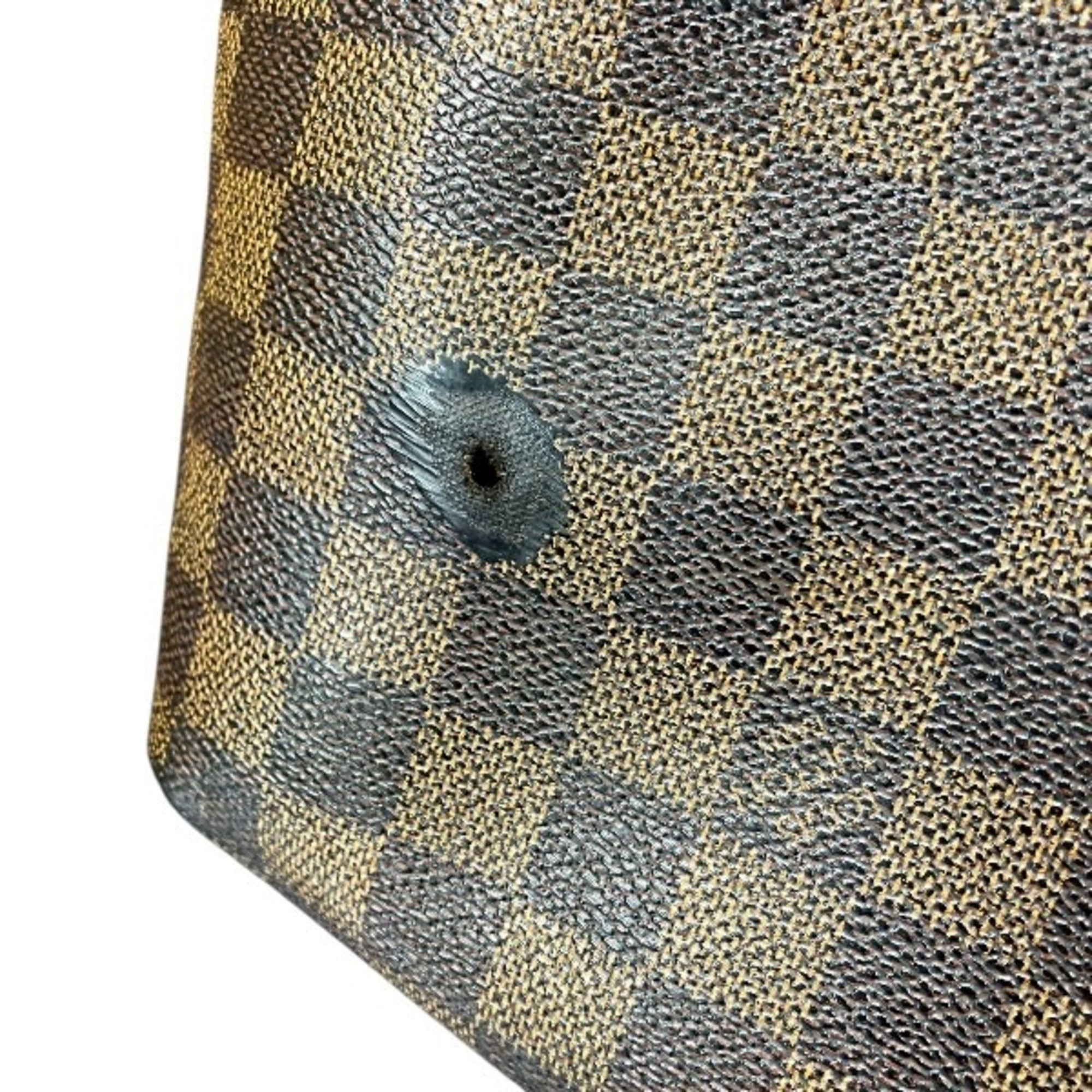Louis Vuitton Brown Handbag Shoulder Bag (Pre-Owned)