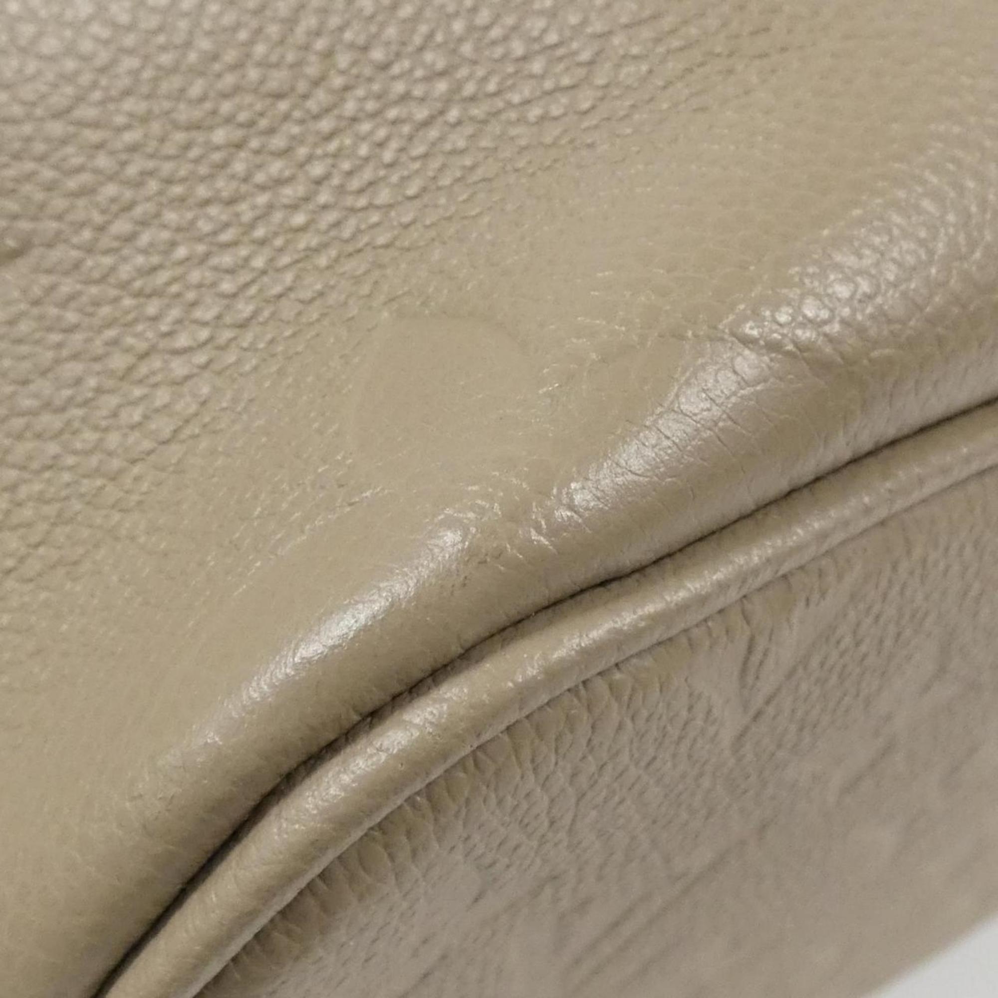 Louis Vuitton Tourterelle Leather Handbag Pouch (Pre-Owned)