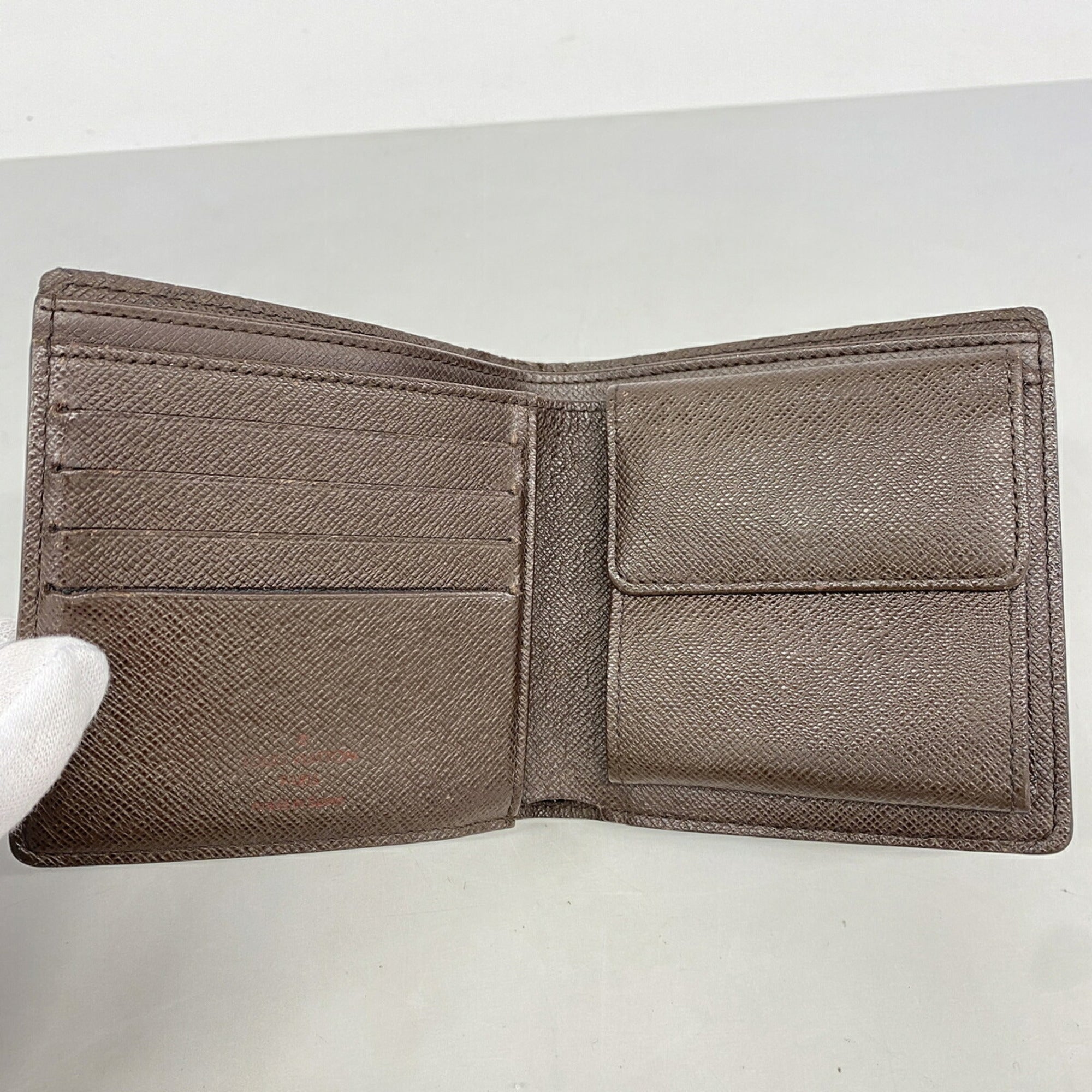 Louis Vuitton Ebene Wallet (Bi-Fold) (Pre-Owned)