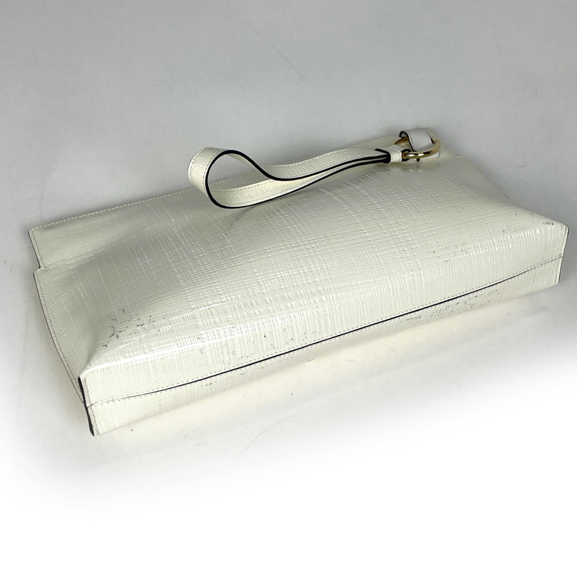 Loewe Ivory Patent Leather Leather Clutch Bag Pouch (Pre-Owned)