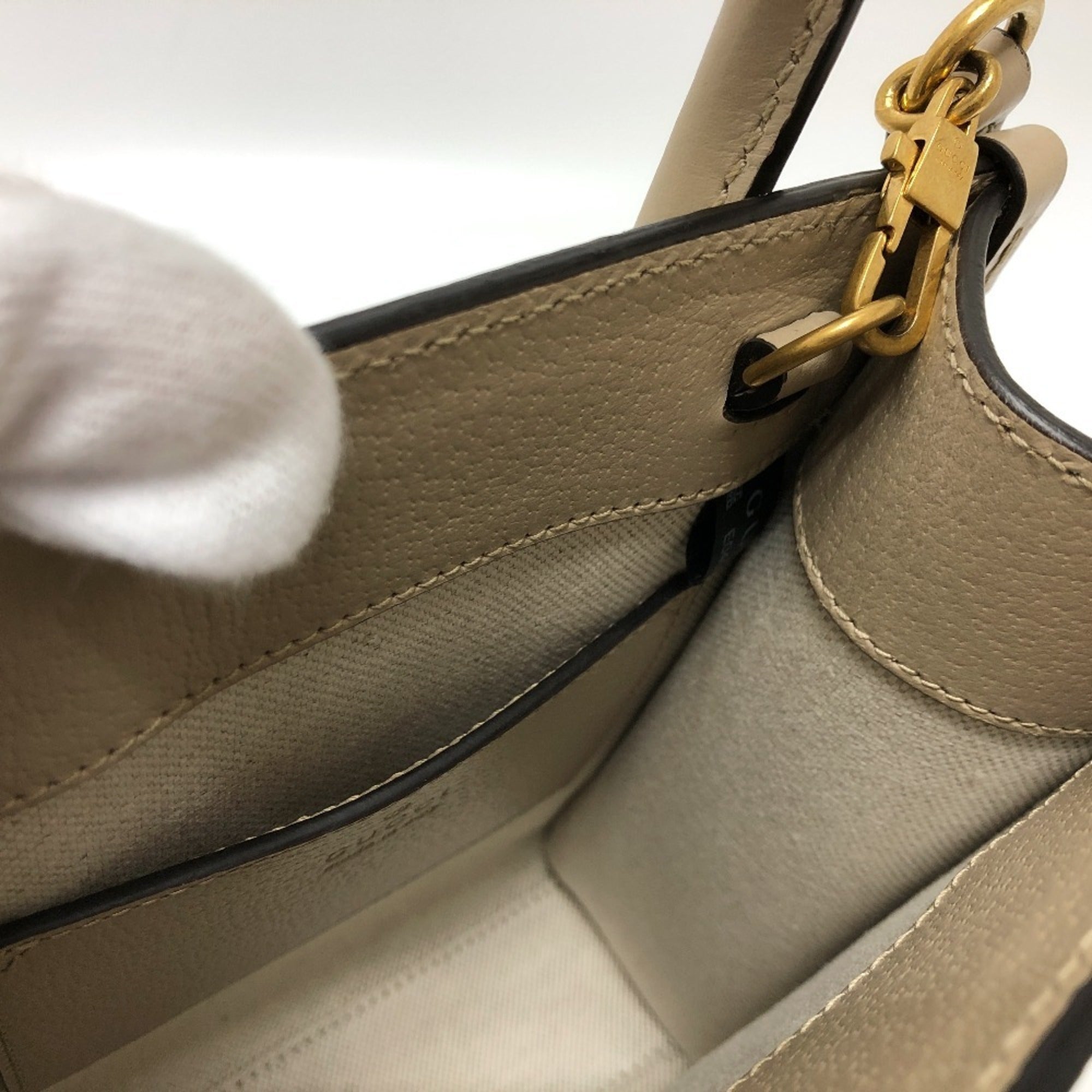 Gucci Light Beige Gg Supreme Shoulder Bag Tote Bag (Pre-Owned)