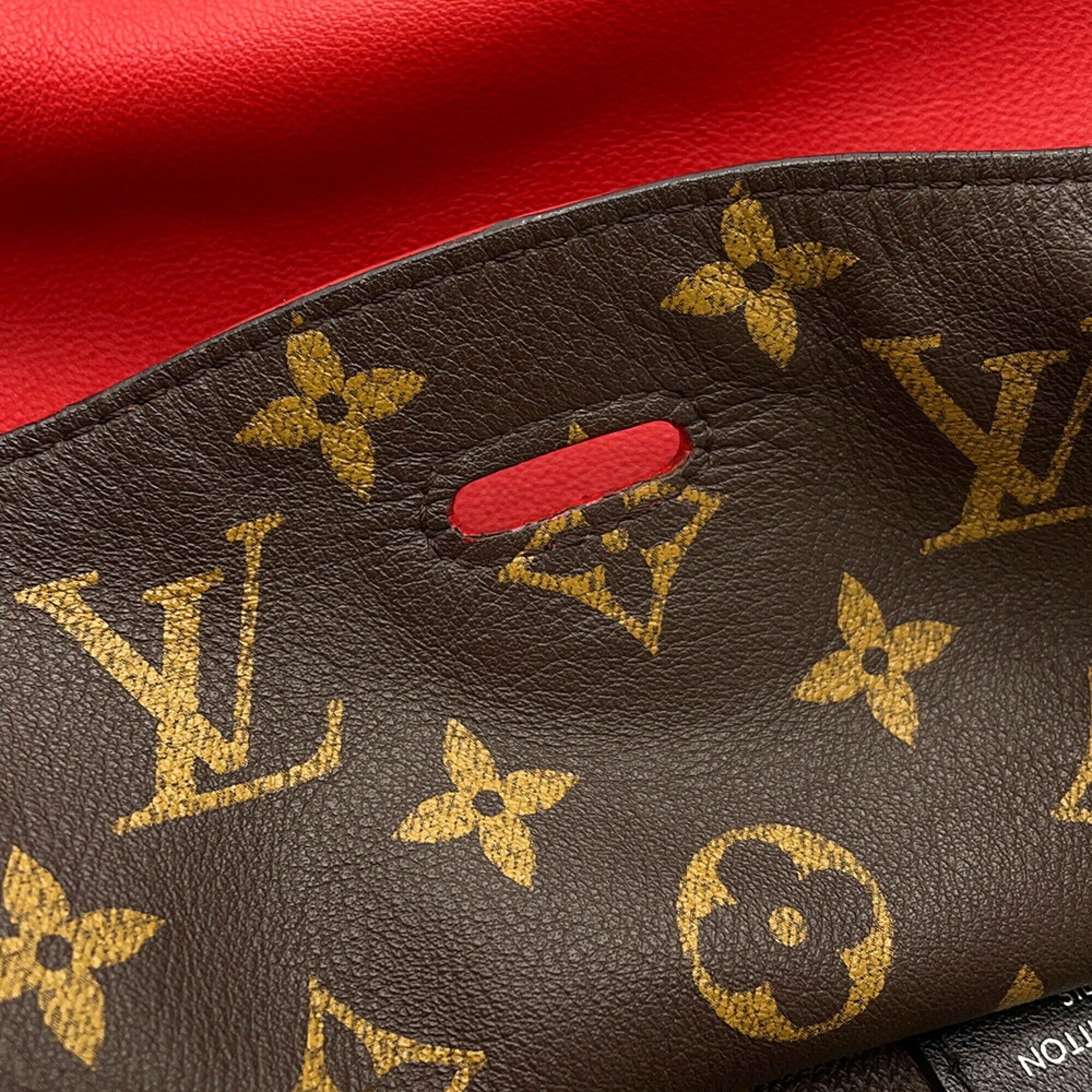 Louis Vuitton Monogram Red Color Monogram Leather Shoulder Bag Tote Bag (Pre-Owned)
