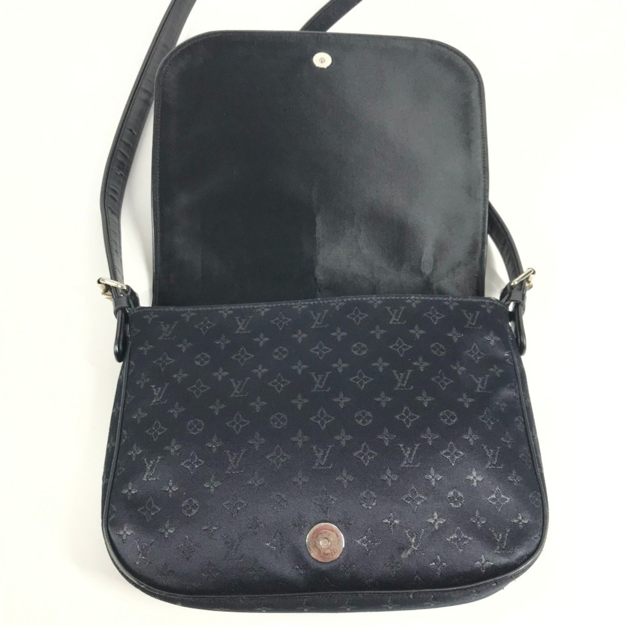 Louis Vuitton Black Monogram Satin Leather Pochette Shoulder Bag (Pre-Owned)