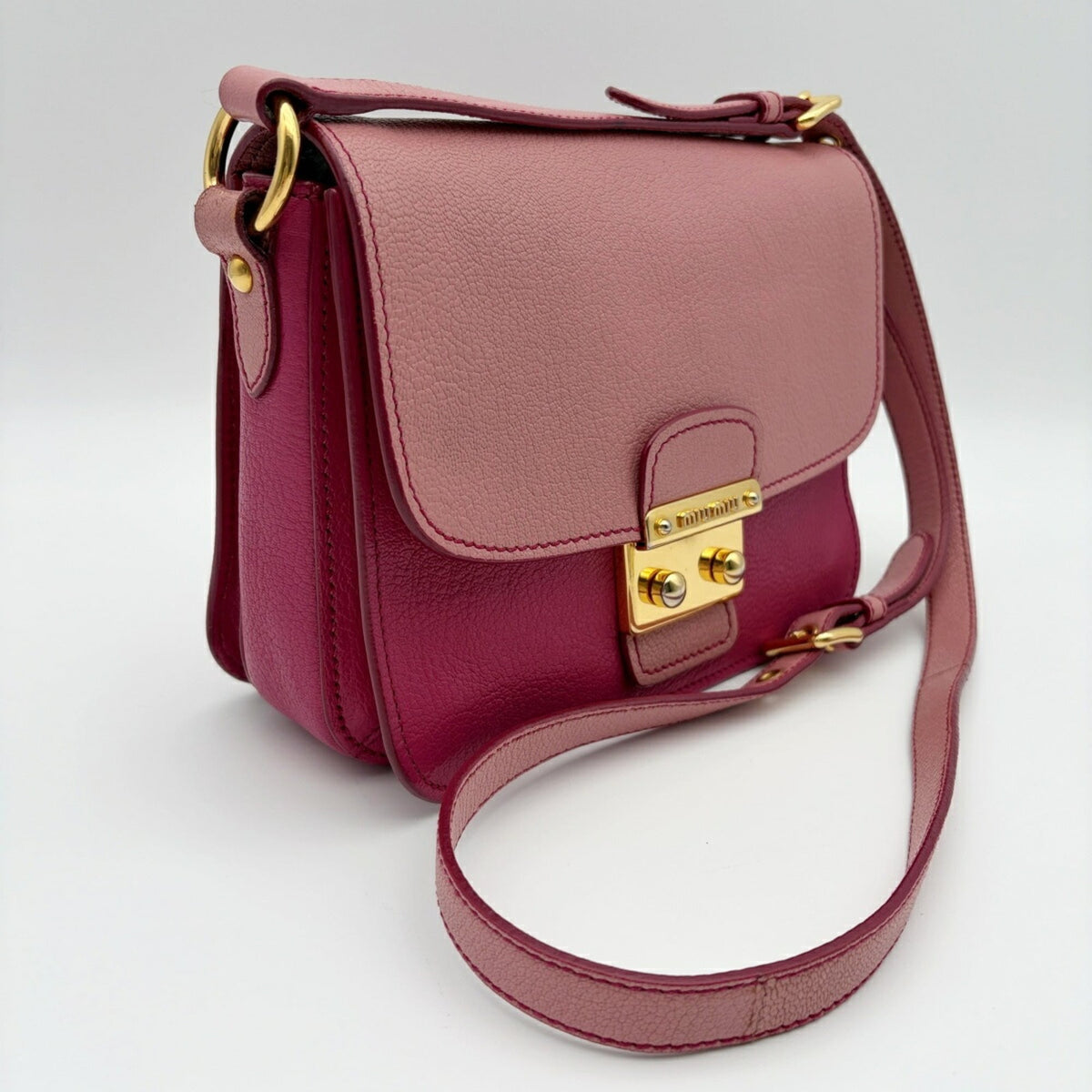 Miu Miu Pink Leather Shoulder Bag (Pre-Owned)