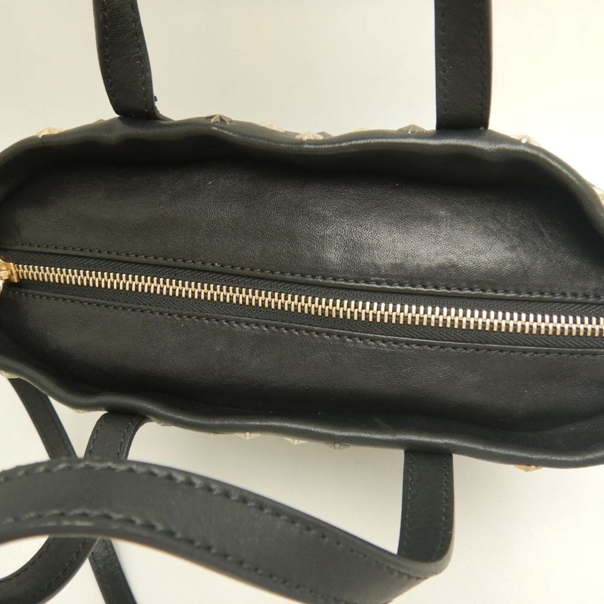 Jimmy Choo Black Leather Handbag (Pre-Owned)