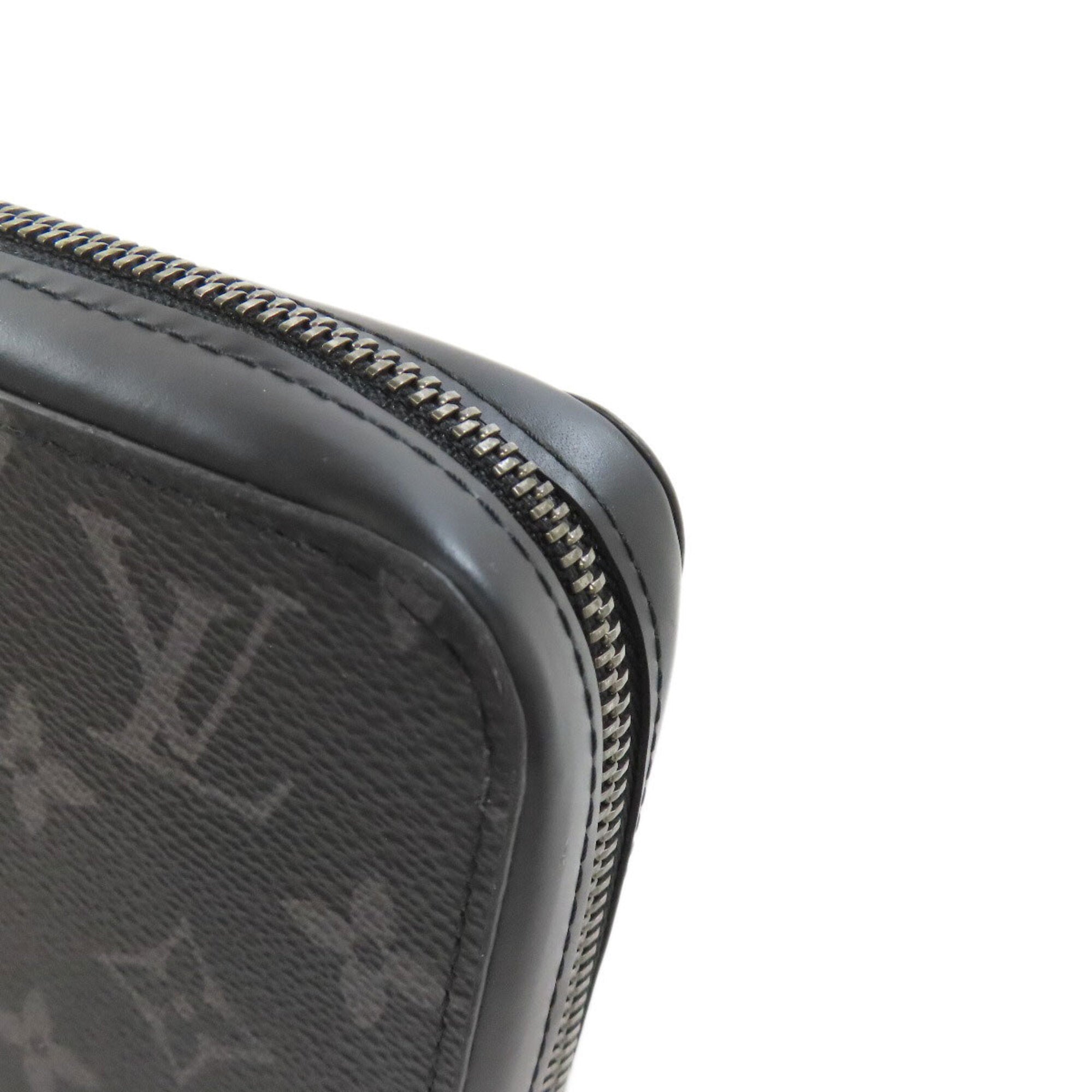 Louis Vuitton Black Monogram Eclipse Clutch Bag (Pre-Owned)