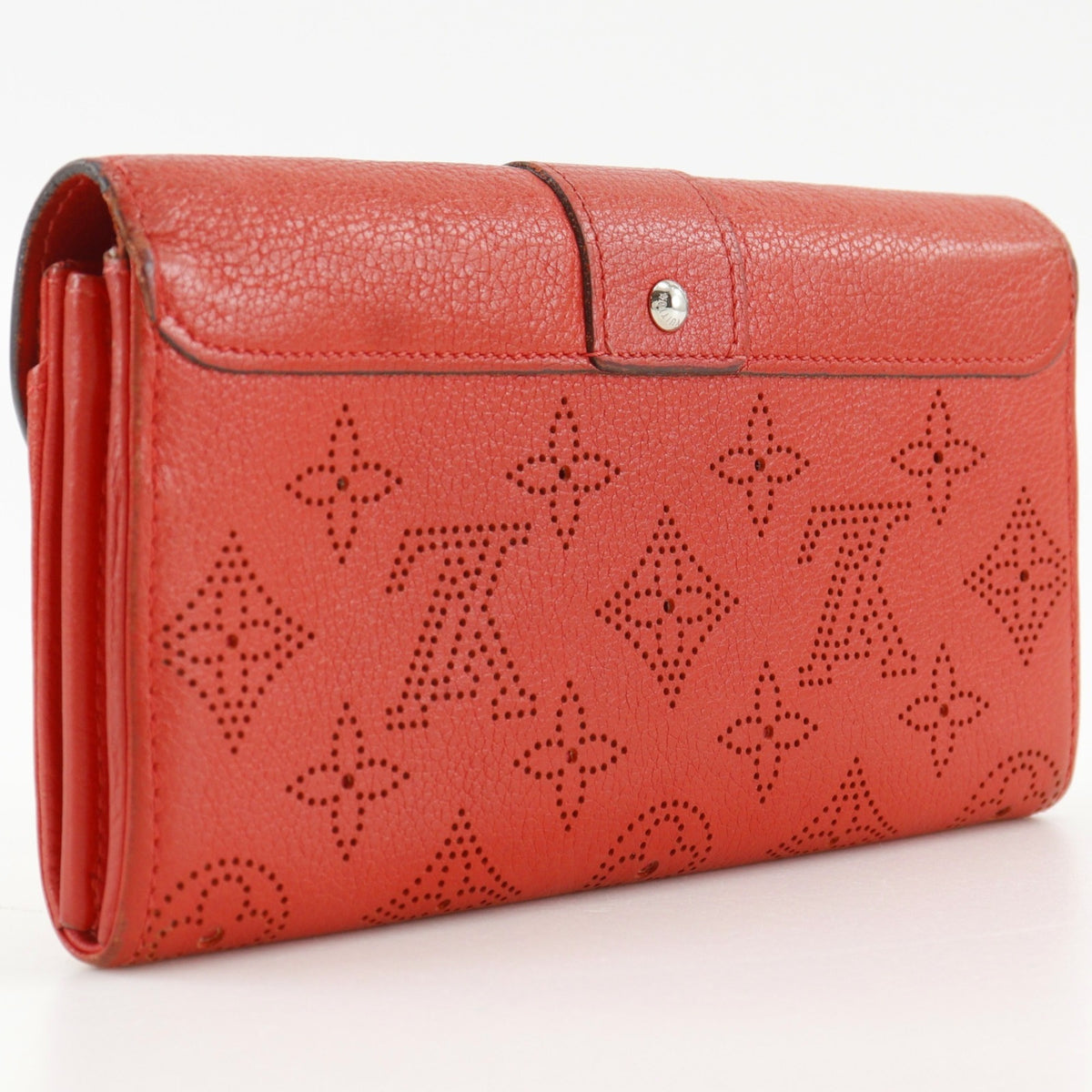 Louis Vuitton Red Color Monogram Mahina Leather Long Wallet (Bi-Fold) (Pre-Owned)