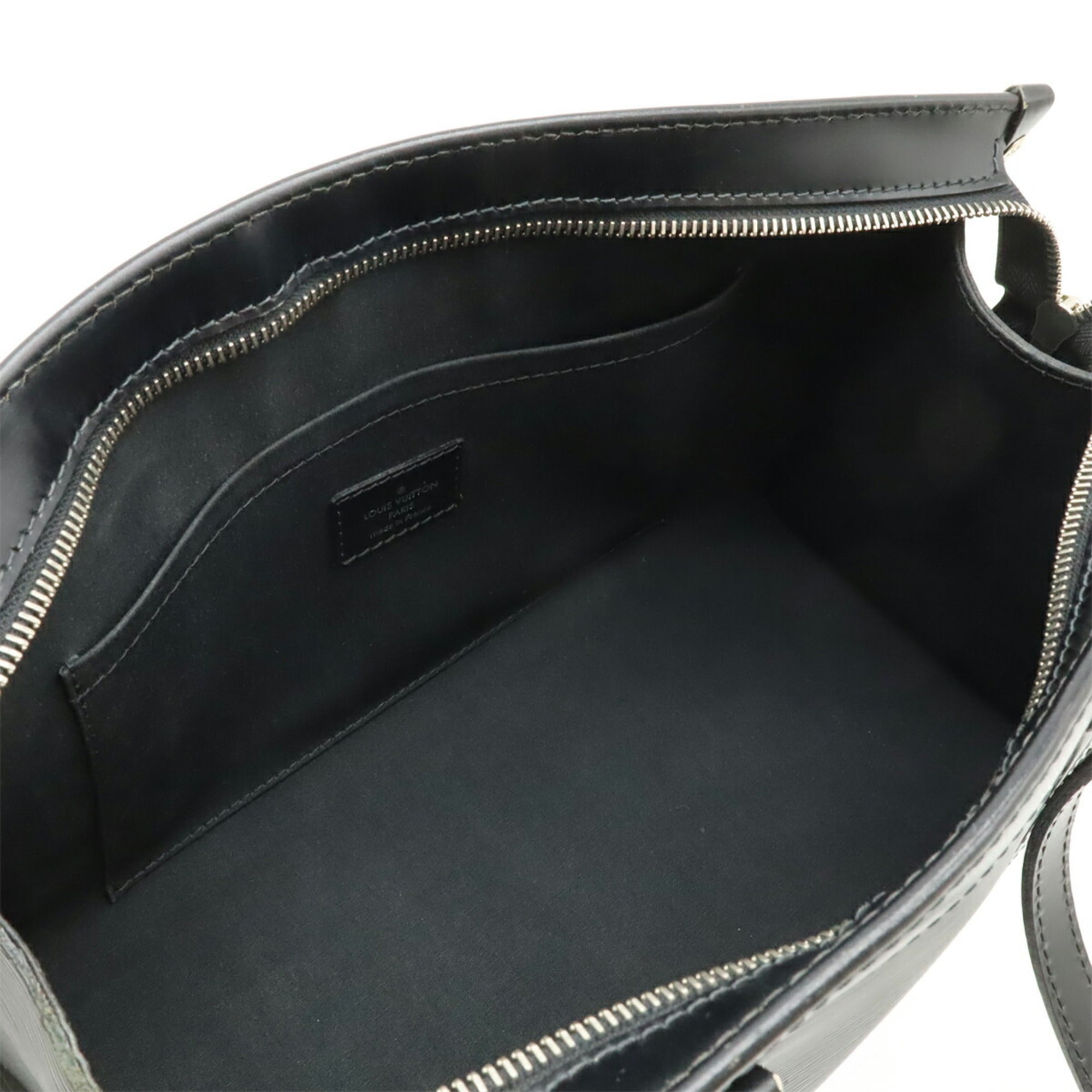 Louis Vuitton Noir Epi Leather Shoulder Bag (Pre-Owned)
