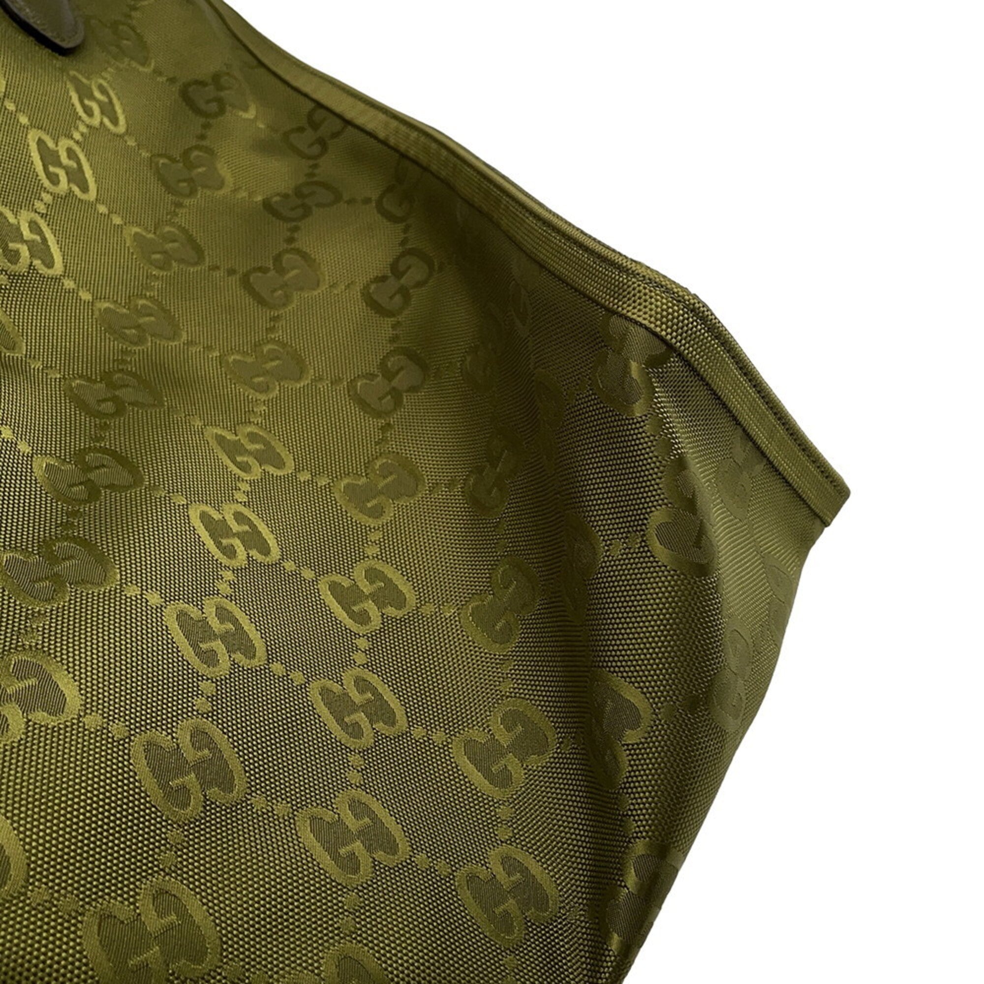 Gucci Green Nylon Handbag Tote Bag (Pre-Owned)