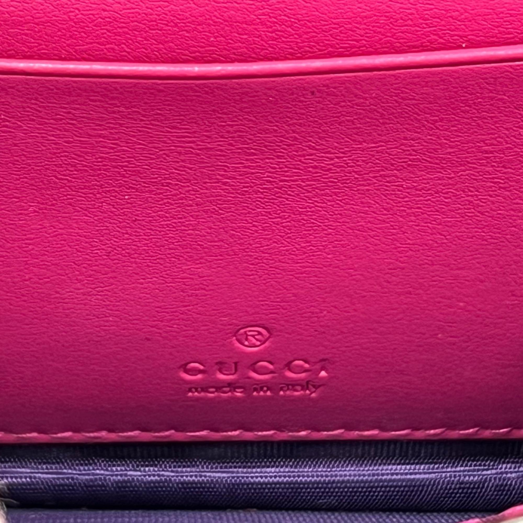 Gucci Pink Quilting Shoulder Bag (Pre-Owned)