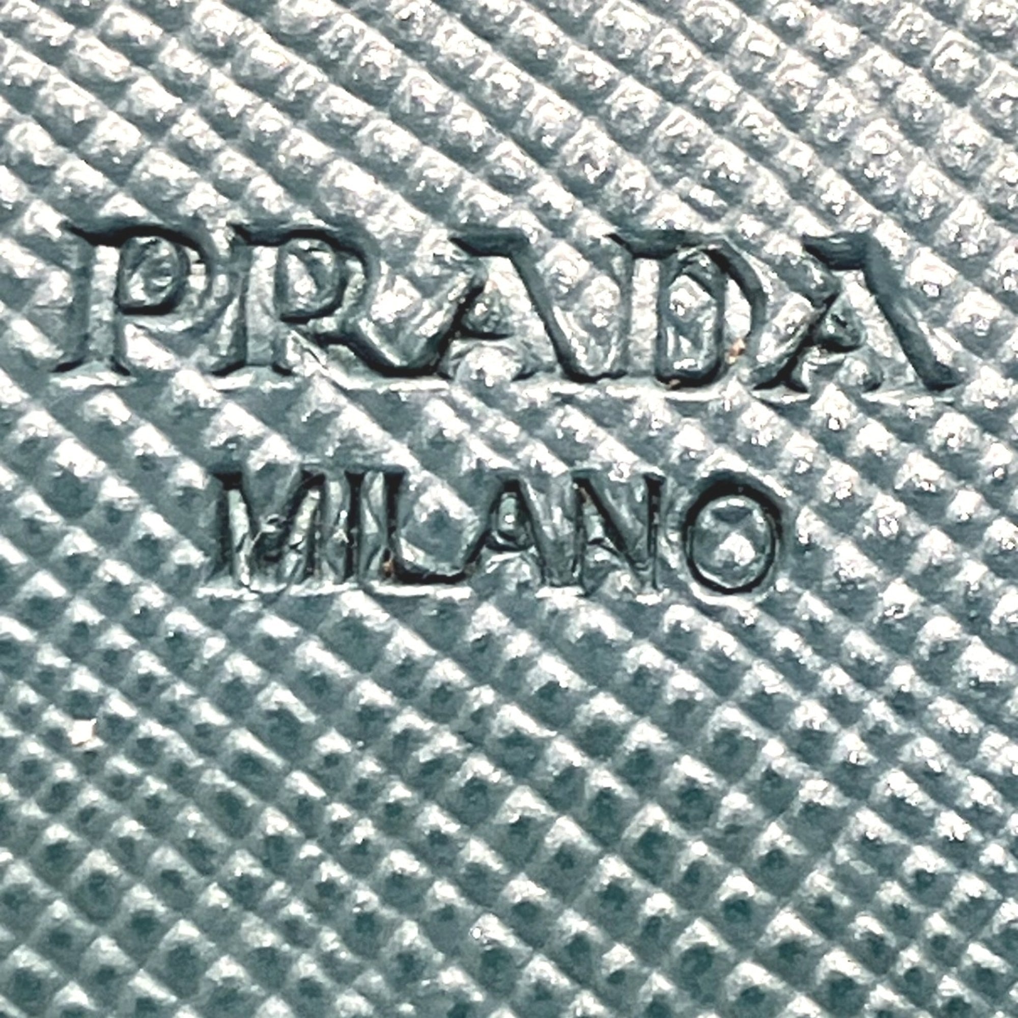 Prada Green Leather Long Wallet (Bi-Fold) (Pre-Owned)