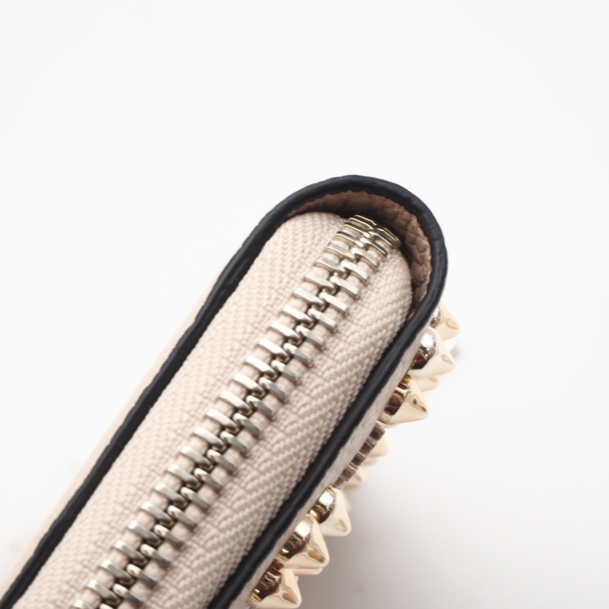 Christian Louboutin Beige Leather Coin Purse/Coin Case (Pre-Owned)