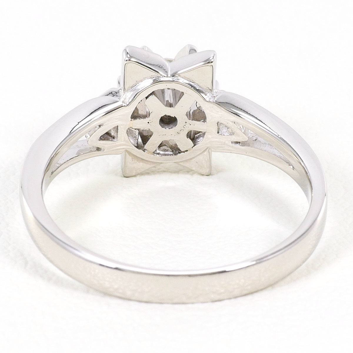 Unbranded Platinum Platinum 900 Band Ring (Pre-Owned)