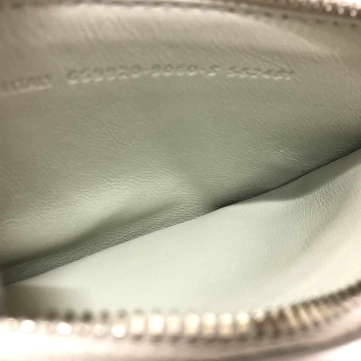 Balenciaga White Leather Shoulder Bag (Pre-Owned)
