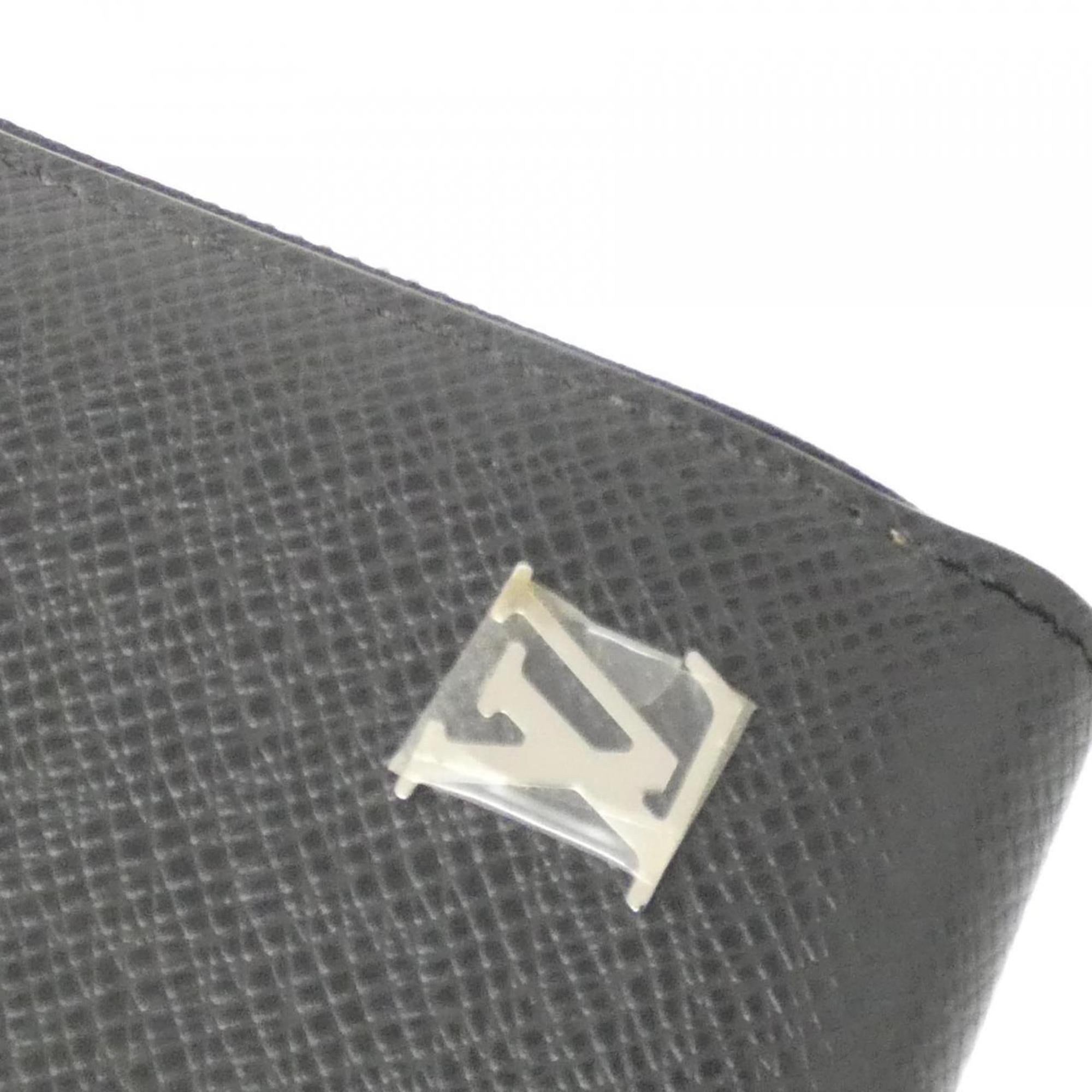 Louis Vuitton Black Taiga Leather Leather Long Wallet (Bi-Fold) (Pre-Owned)