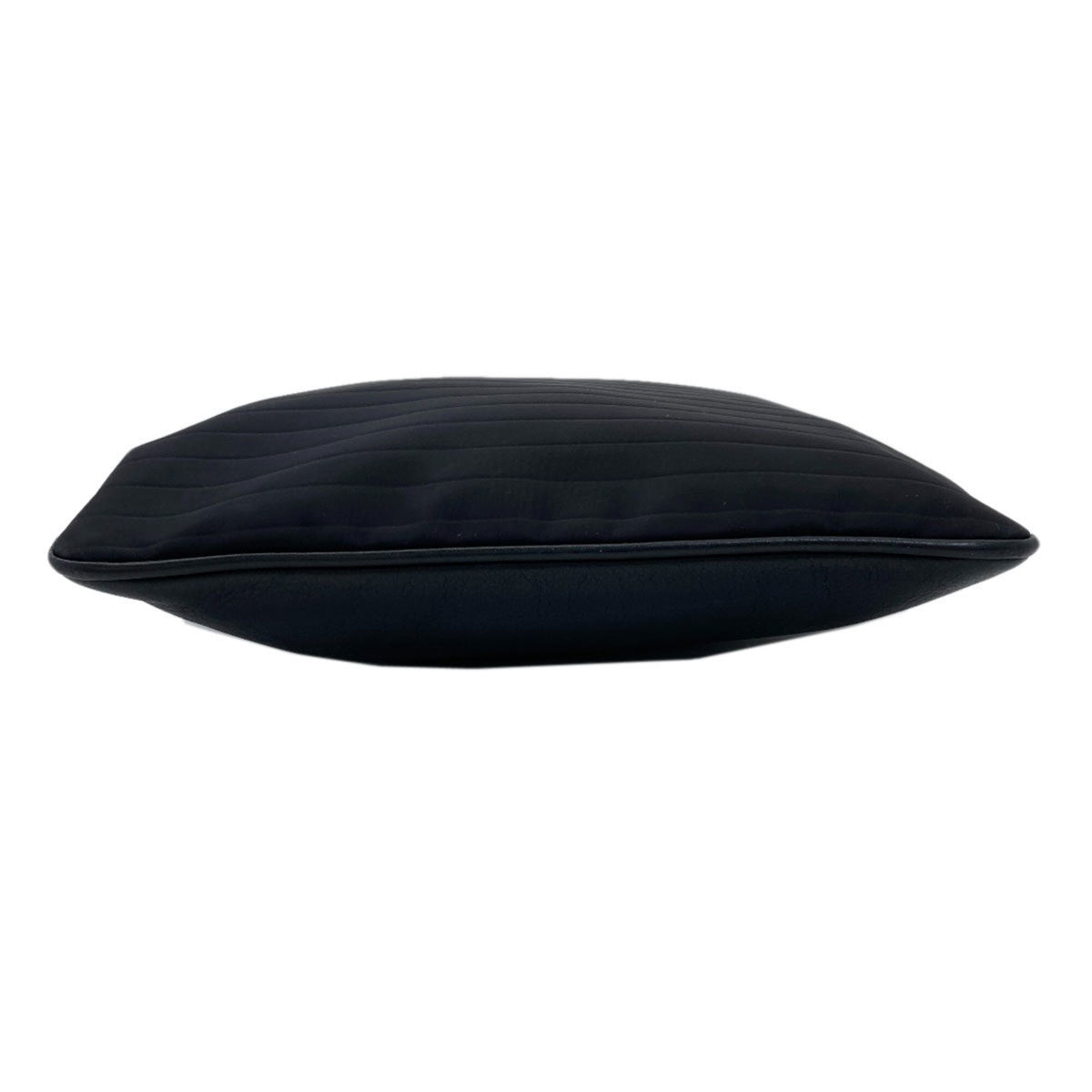 Christian Dior Black Leather Shoulder Bag (Pre-Owned)