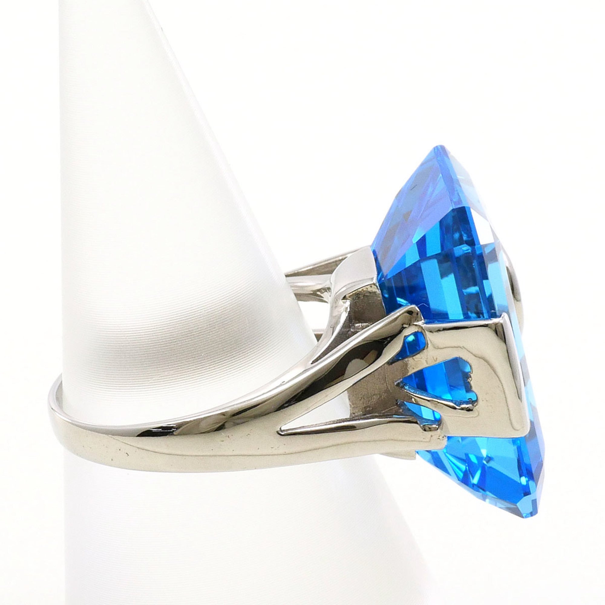 Unbranded Blue White Gold White Gold (18K) Band Ring (Pre-Owned)