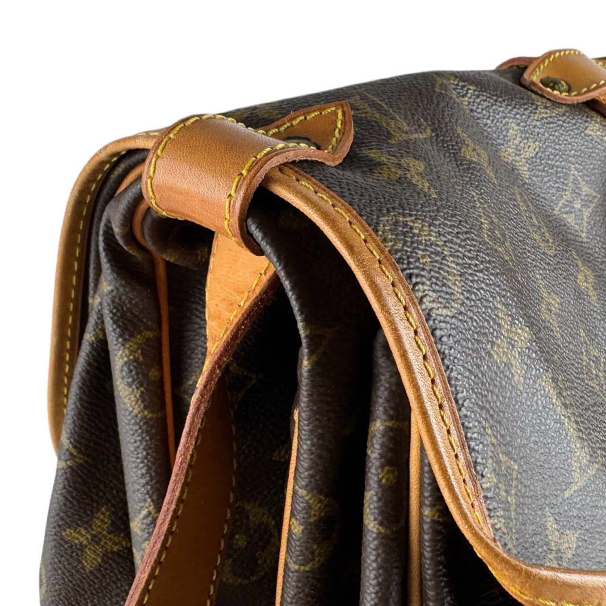 Louis Vuitton Brown Monogram Monogram Shoulder Bag (Pre-Owned)