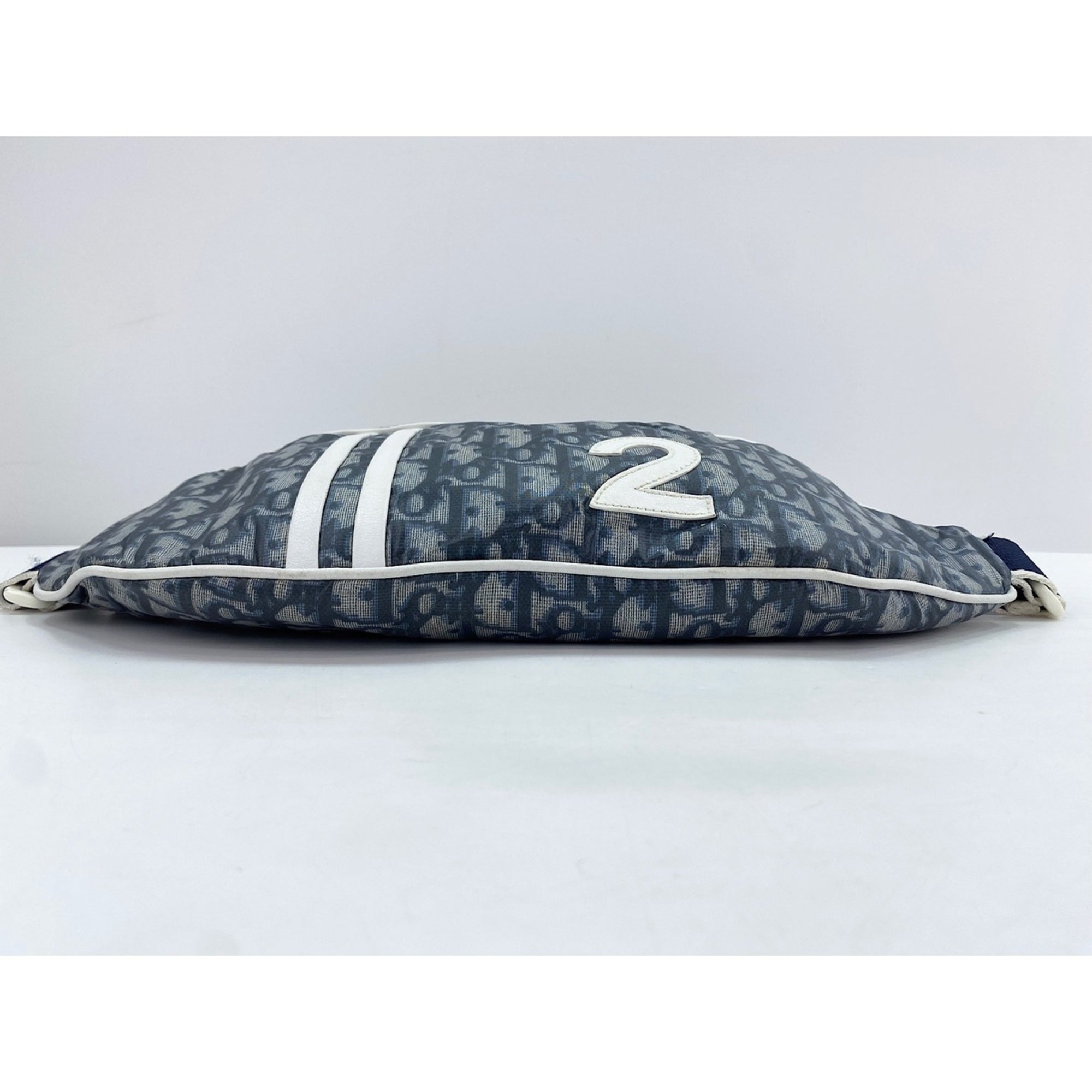 Christian Dior Navy Shoulder Bag (Pre-Owned)