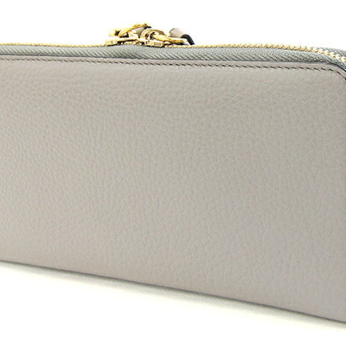 Chloé