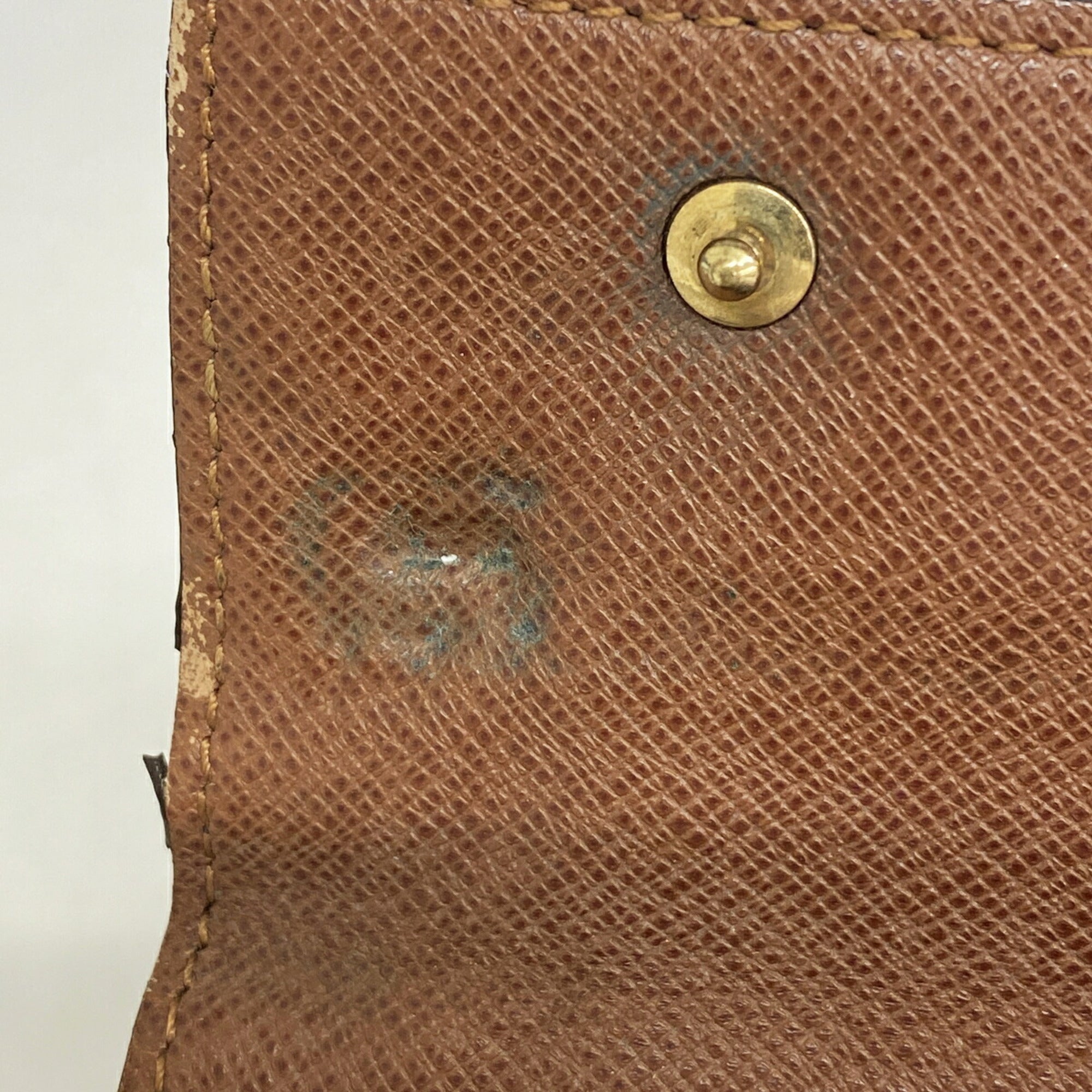 Louis Vuitton Brown Long Wallet (Bi-Fold) (Pre-Owned)