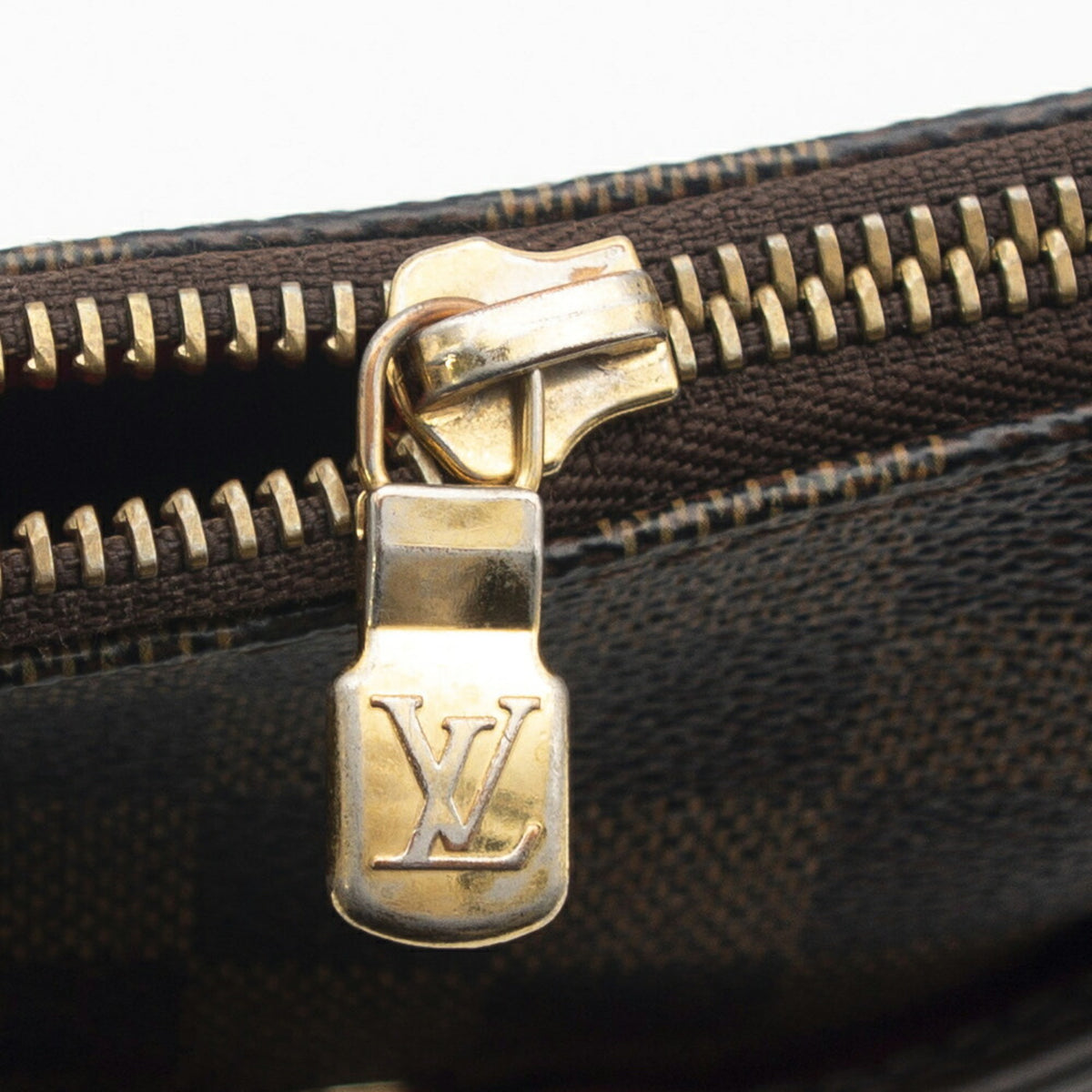Louis Vuitton Damier Canvas Ebene Damier Canvas Shoulder Bag (Pre-Owned)