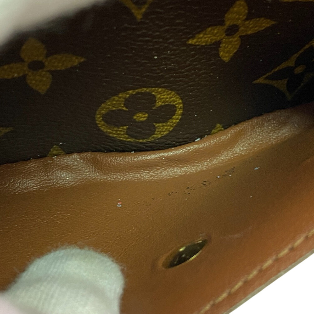 Louis Vuitton Brown Leather Wallet (Tri-Fold) (Pre-Owned)