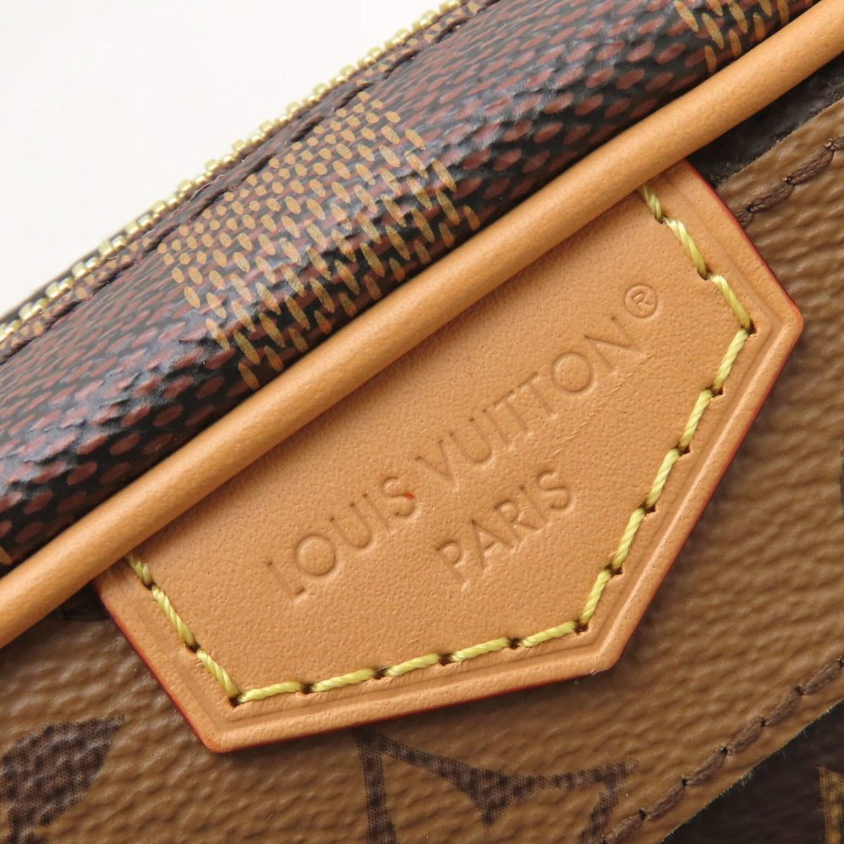 Louis Vuitton Brown Monogram Monogram Shoulder Bag (Pre-Owned)