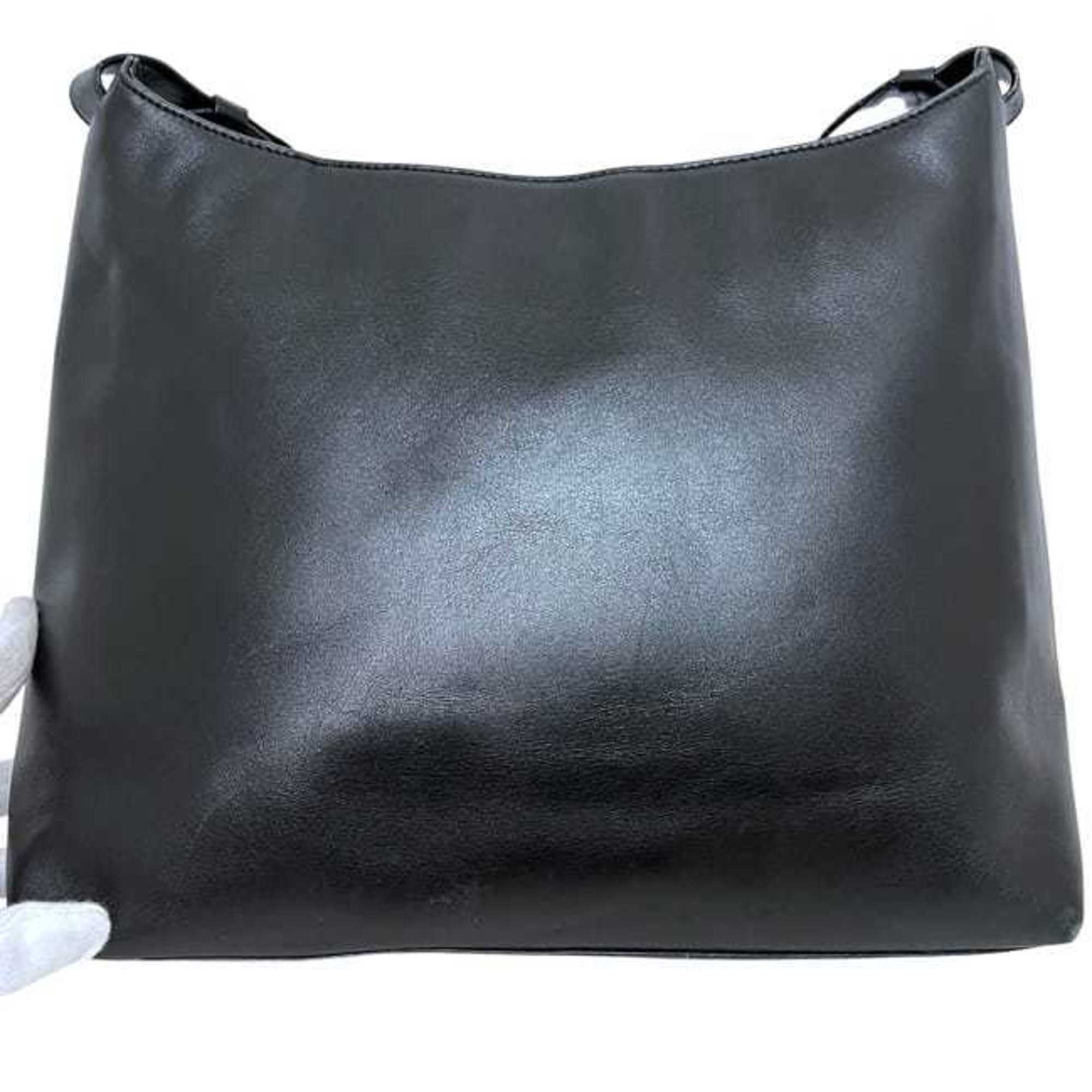 Salvatore Ferragamo Black Leather Shoulder Bag (Pre-Owned)