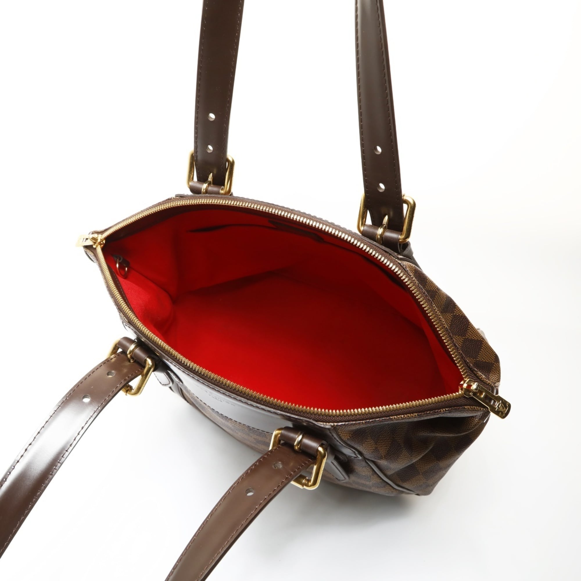 Louis Vuitton Brown Shoulder Bag (Pre-Owned)