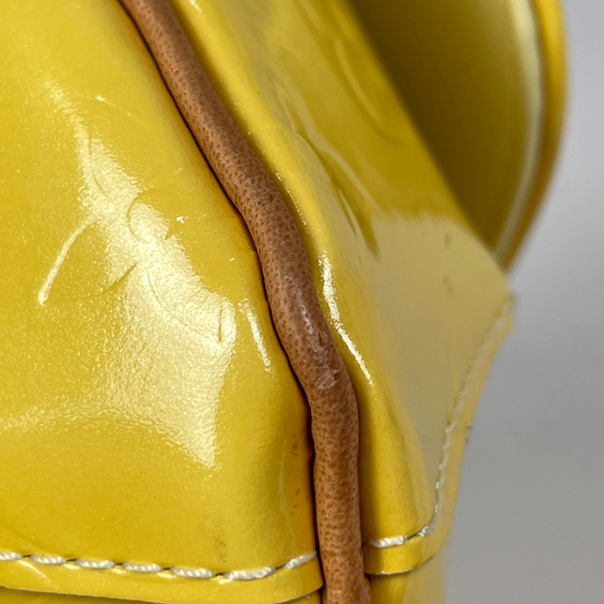 Louis Vuitton Lime Yellow Monogram Vernis Shoulder Bag (Pre-Owned)