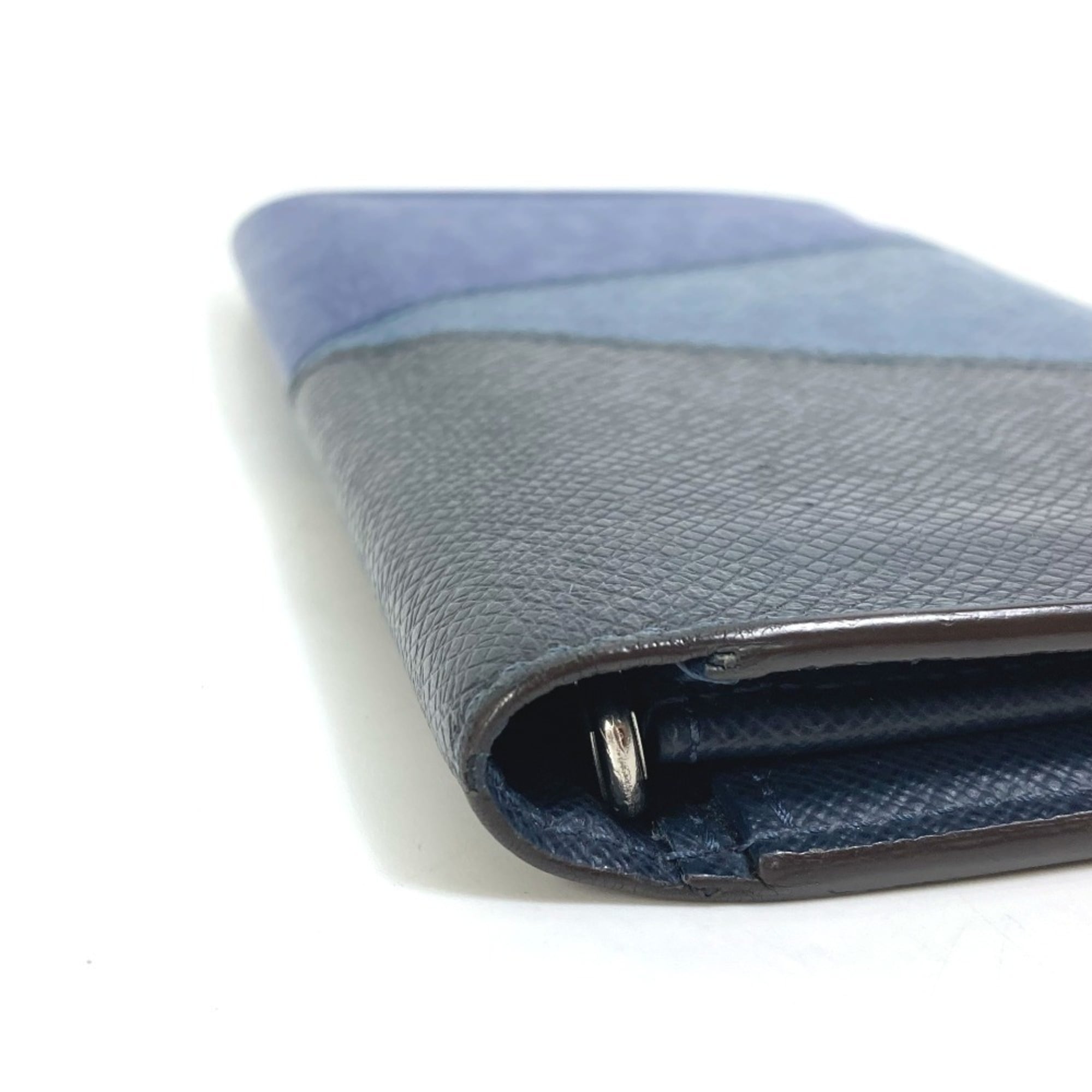 Louis Vuitton Taiga Blue Navy Taiga Leather Long Wallet (Bi-Fold) (Pre-Owned)
