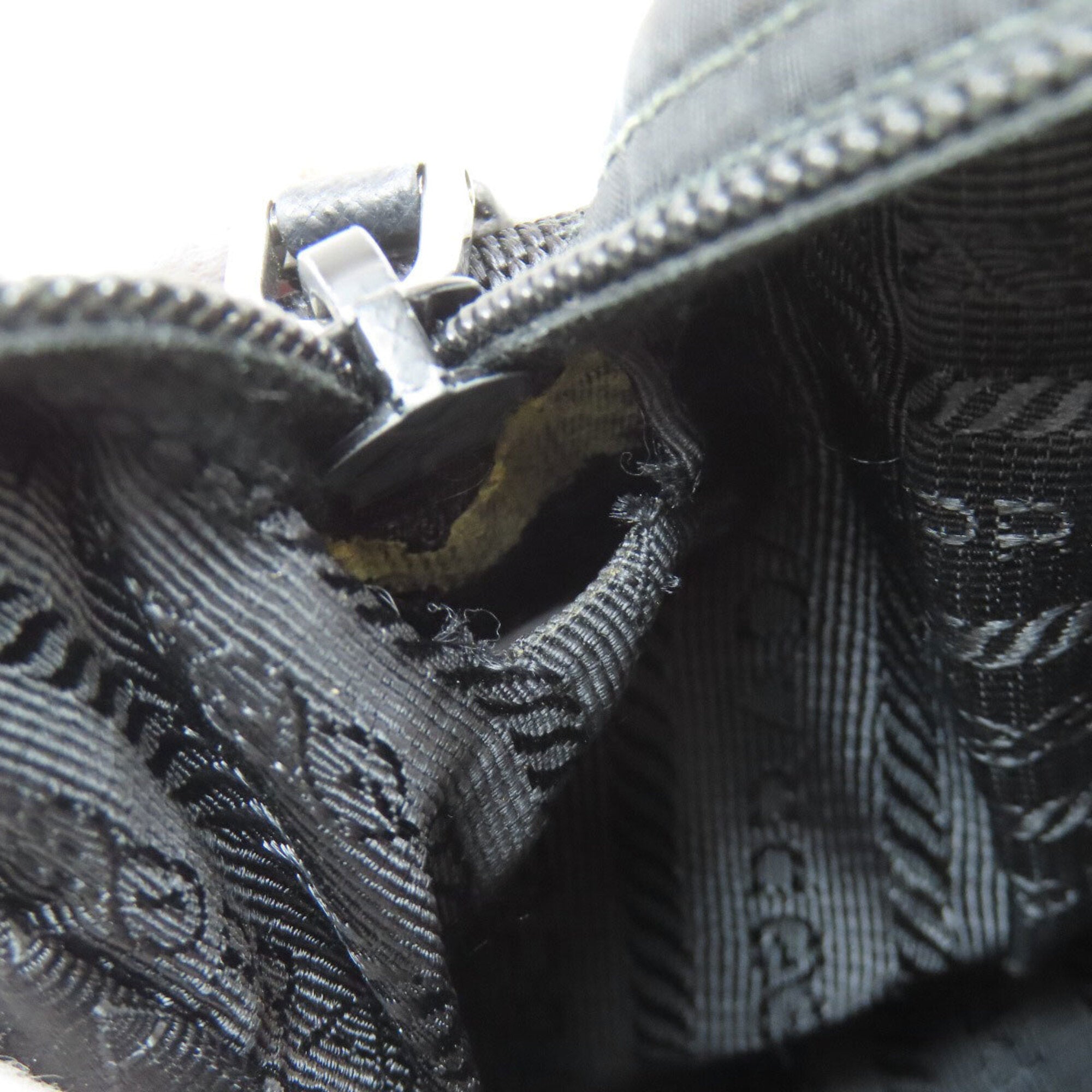Prada Black Nylon Shoulder Bag (Pre-Owned)