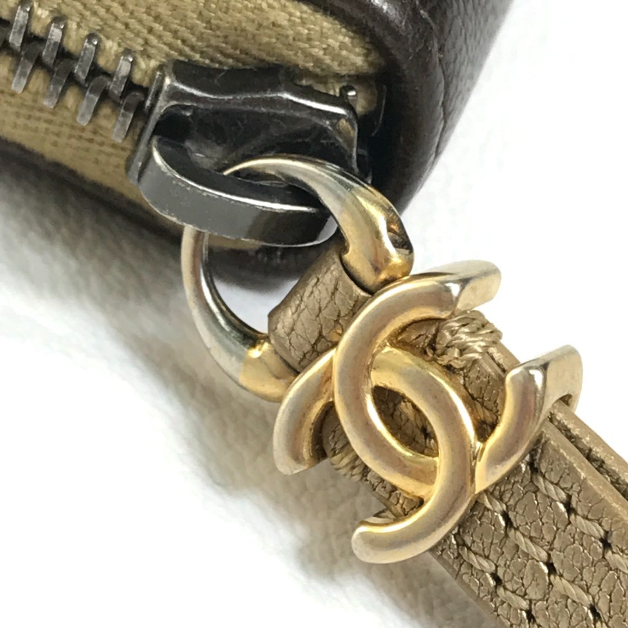 Chanel Matelasse Gold Brown Leather Long Wallet (Bi-Fold) (Pre-Owned)