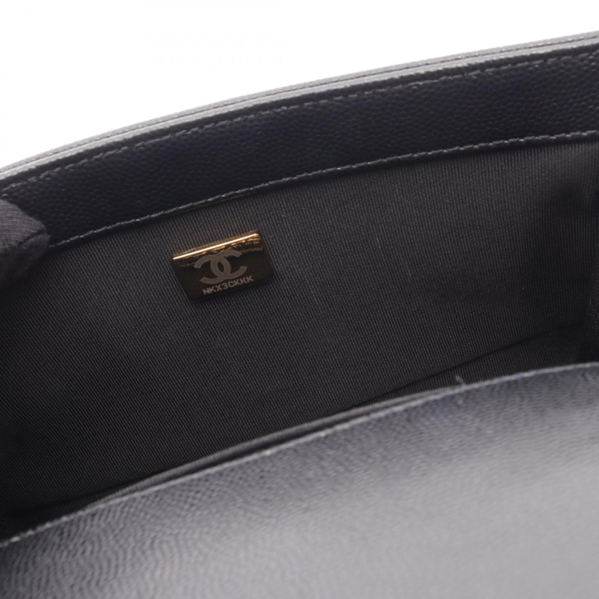 Chanel Black Grained Calfskin Handbag Shoulder Bag (Pre-Owned)