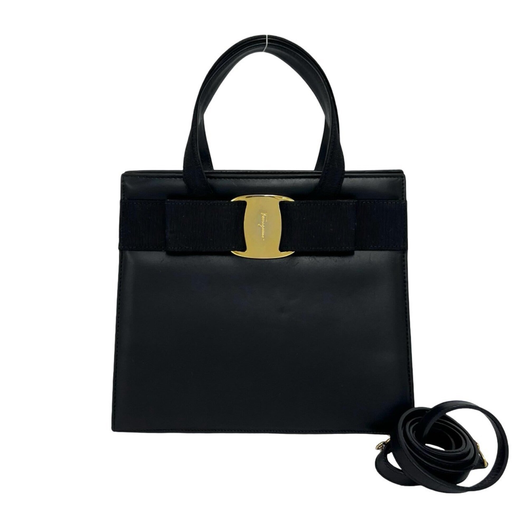 Salvatore Ferragamo Black Leather Handbag Shoulder Bag (Pre-Owned)