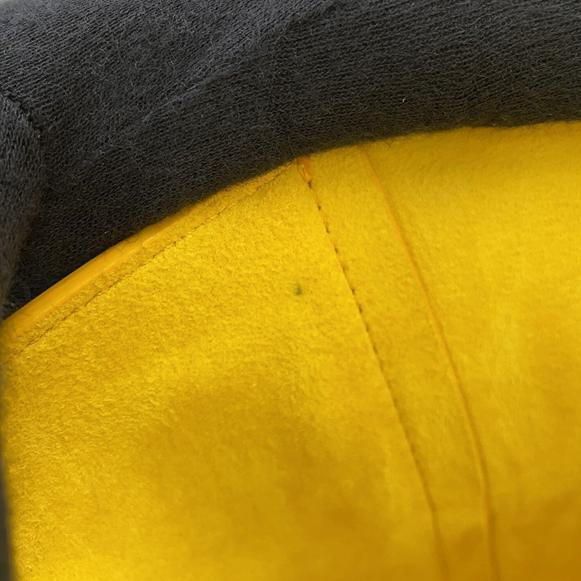 Salvatore Ferragamo Yellow Leather Tote Bag (Pre-Owned)
