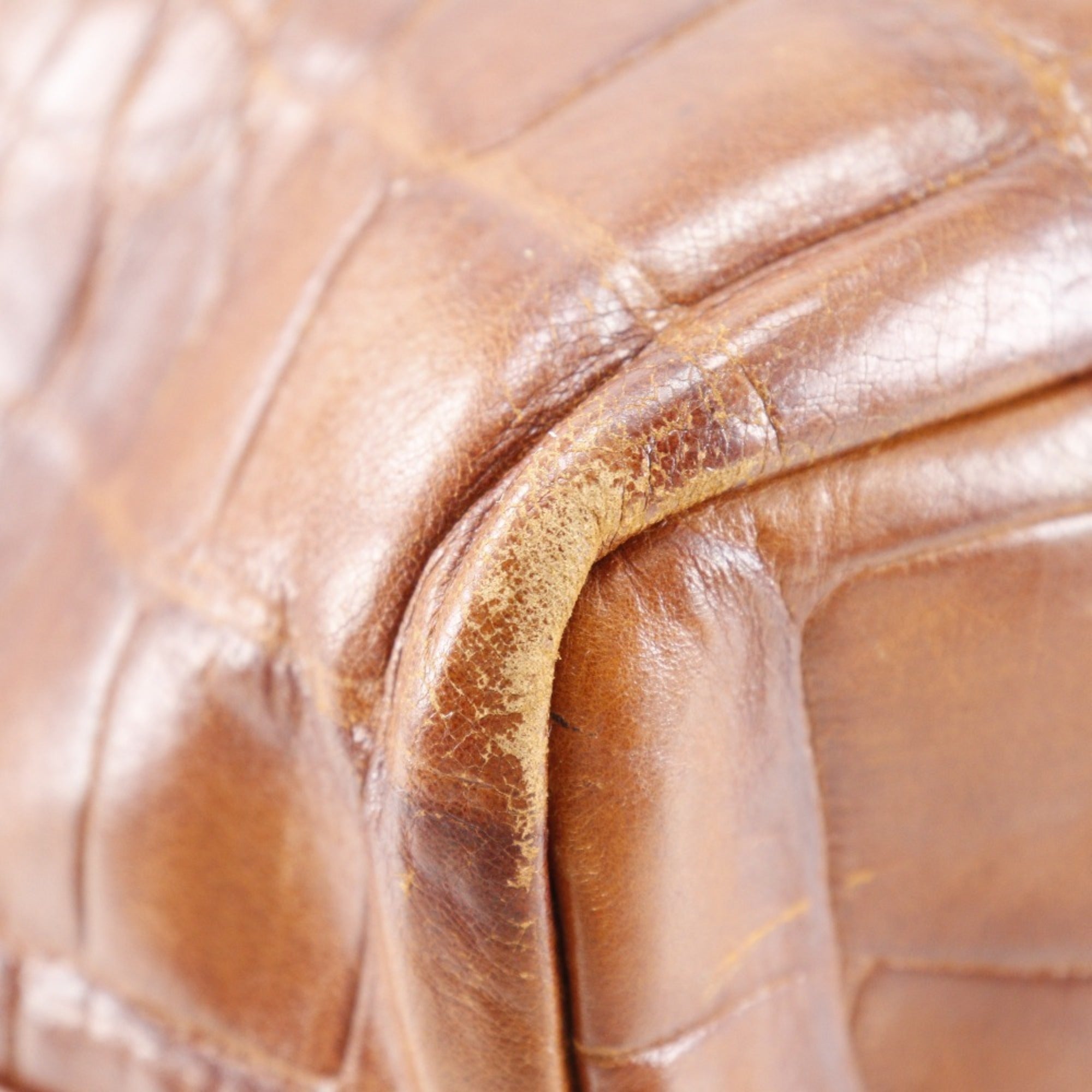 Bally Brown Leather Handbag (Pre-Owned)