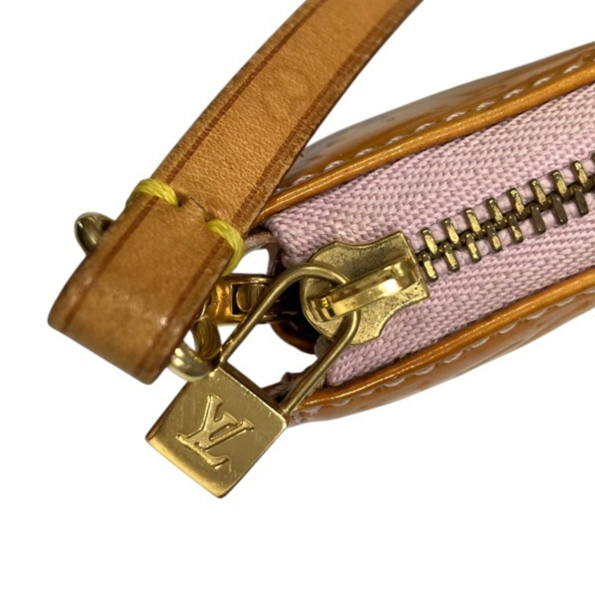 Louis Vuitton Beige Leather Handbag (Pre-Owned)